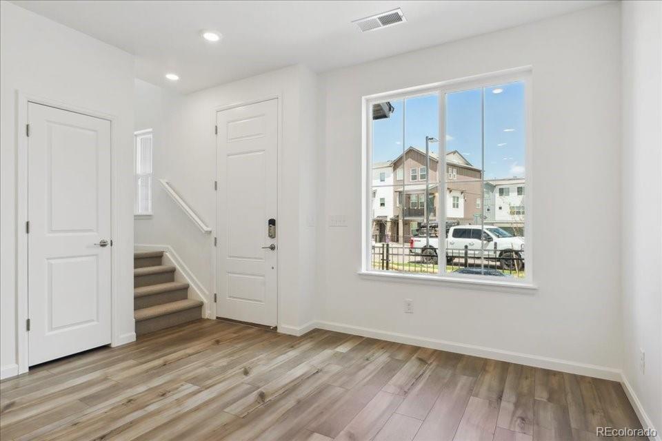 6882 Huddersfield Ln, Castle Pines, CO 80108