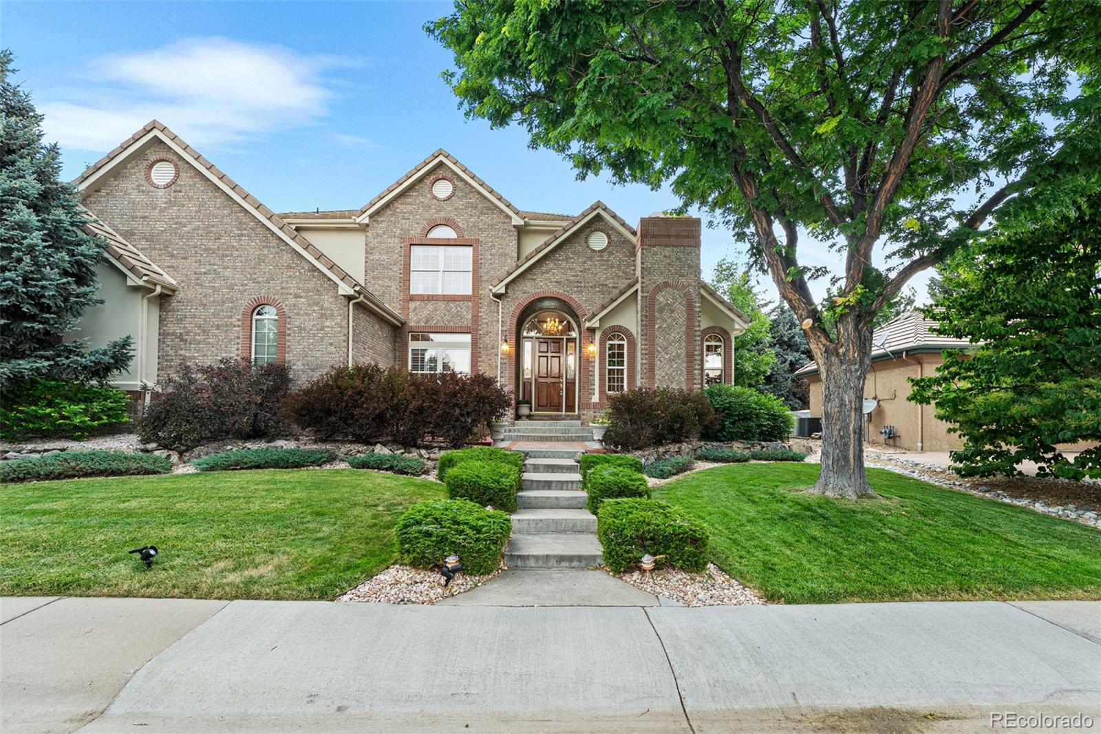 7425 S Utica St, Littleton, CO 80128