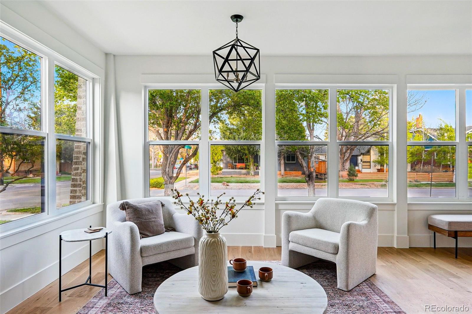 2391 Hudson St, Denver, CO 80207