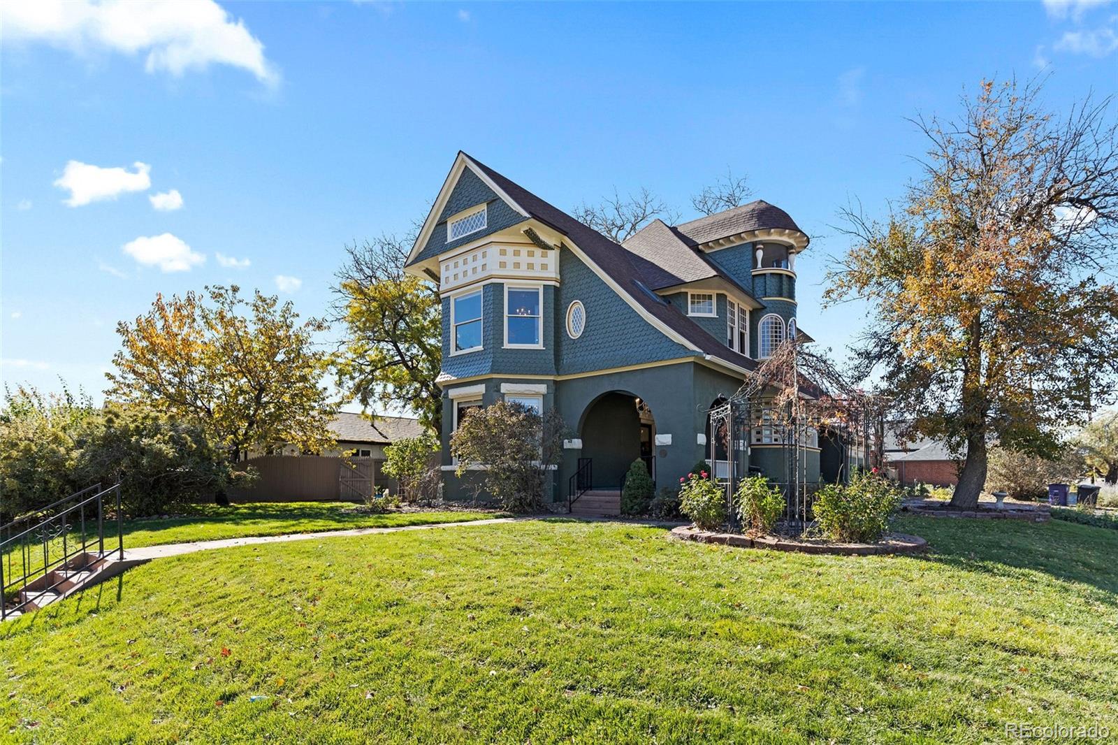 1389 Stuart St, Denver, CO 80204