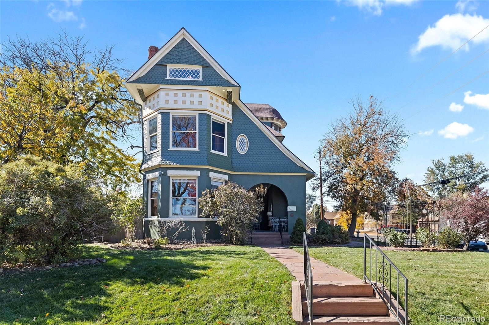 1389 Stuart St, Denver, CO 80204