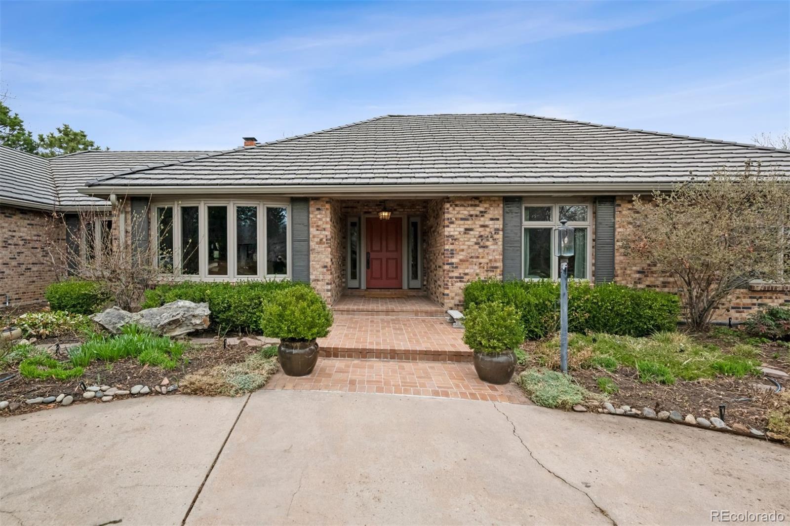 5145 S Logan Dr, Littleton, CO 80121