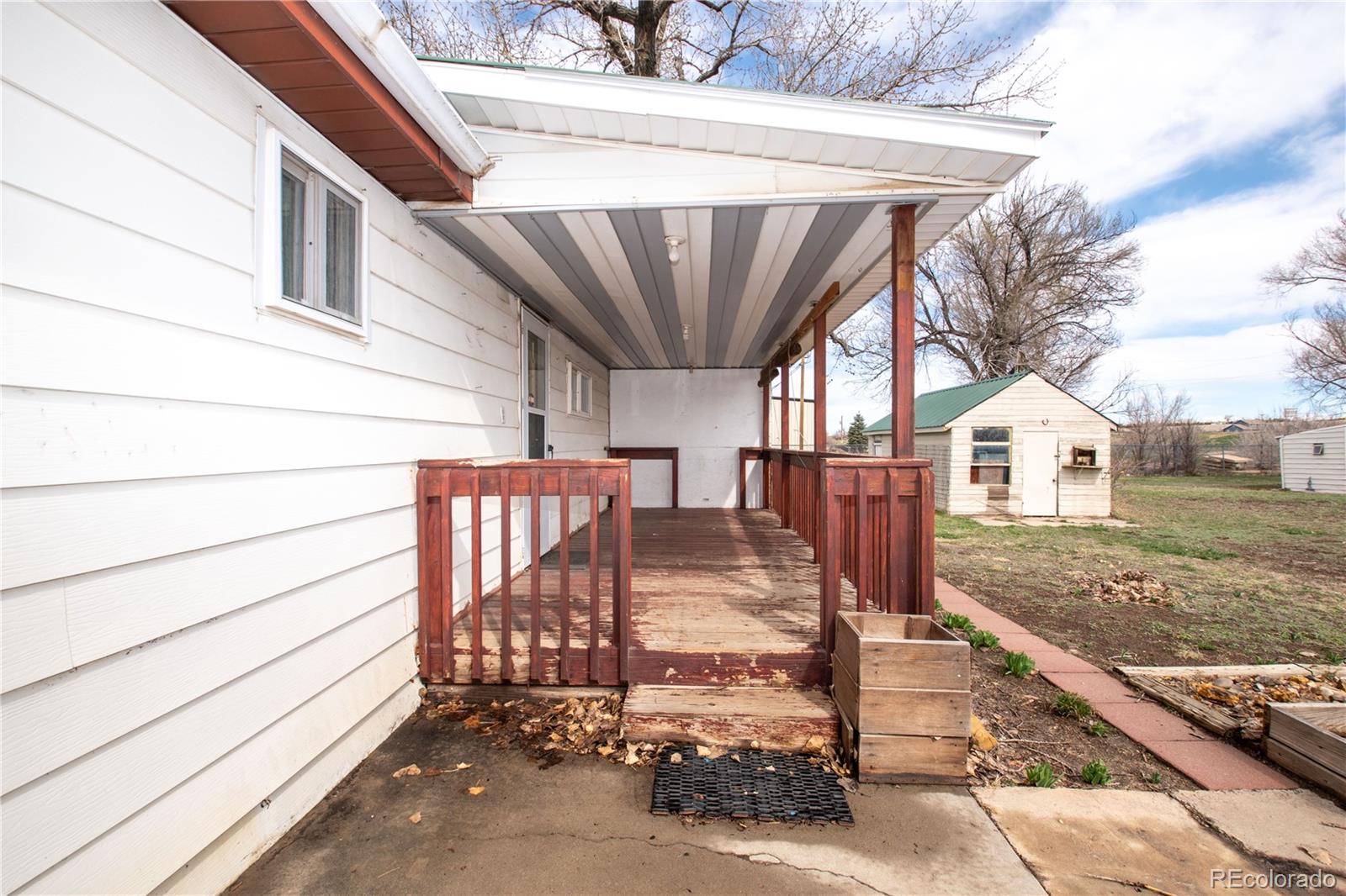 455 Elm St, Deer Trail, CO 80105