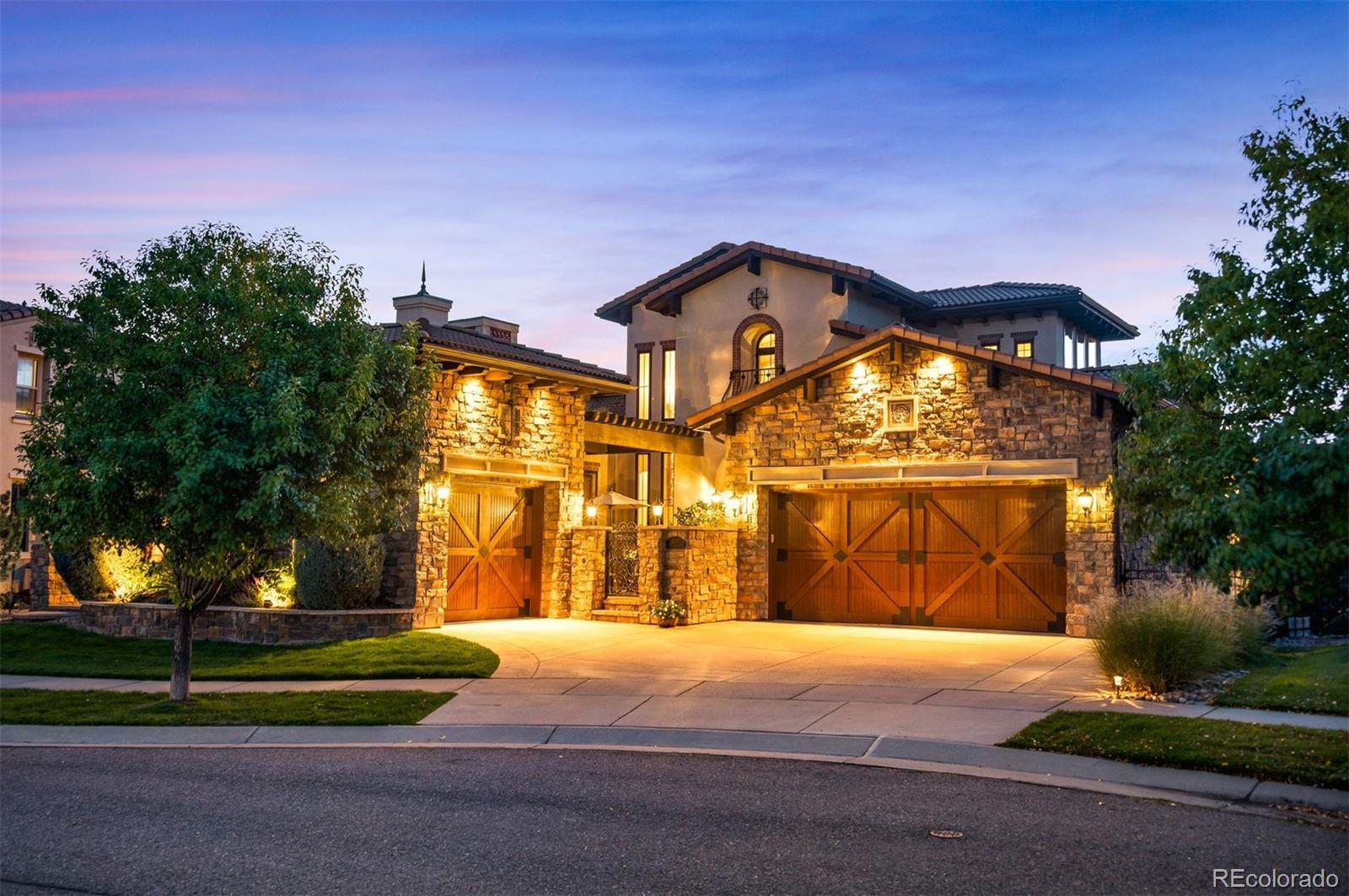 2117 S Juniper St, Lakewood, CO 80228