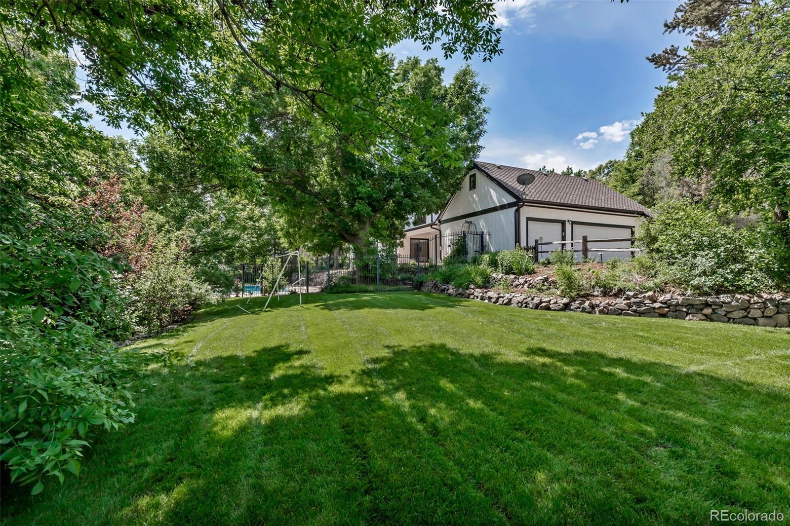 17 E Belleview Ln, Greenwood Village, CO 80121