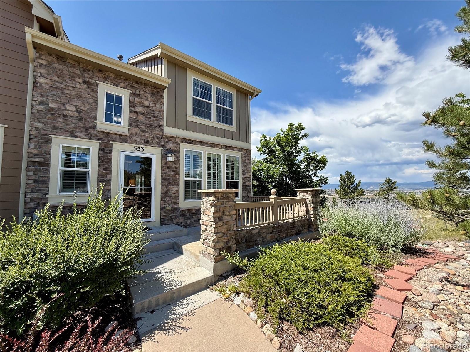 553 Hanging Rock Pl, Castle Rock, CO 80108