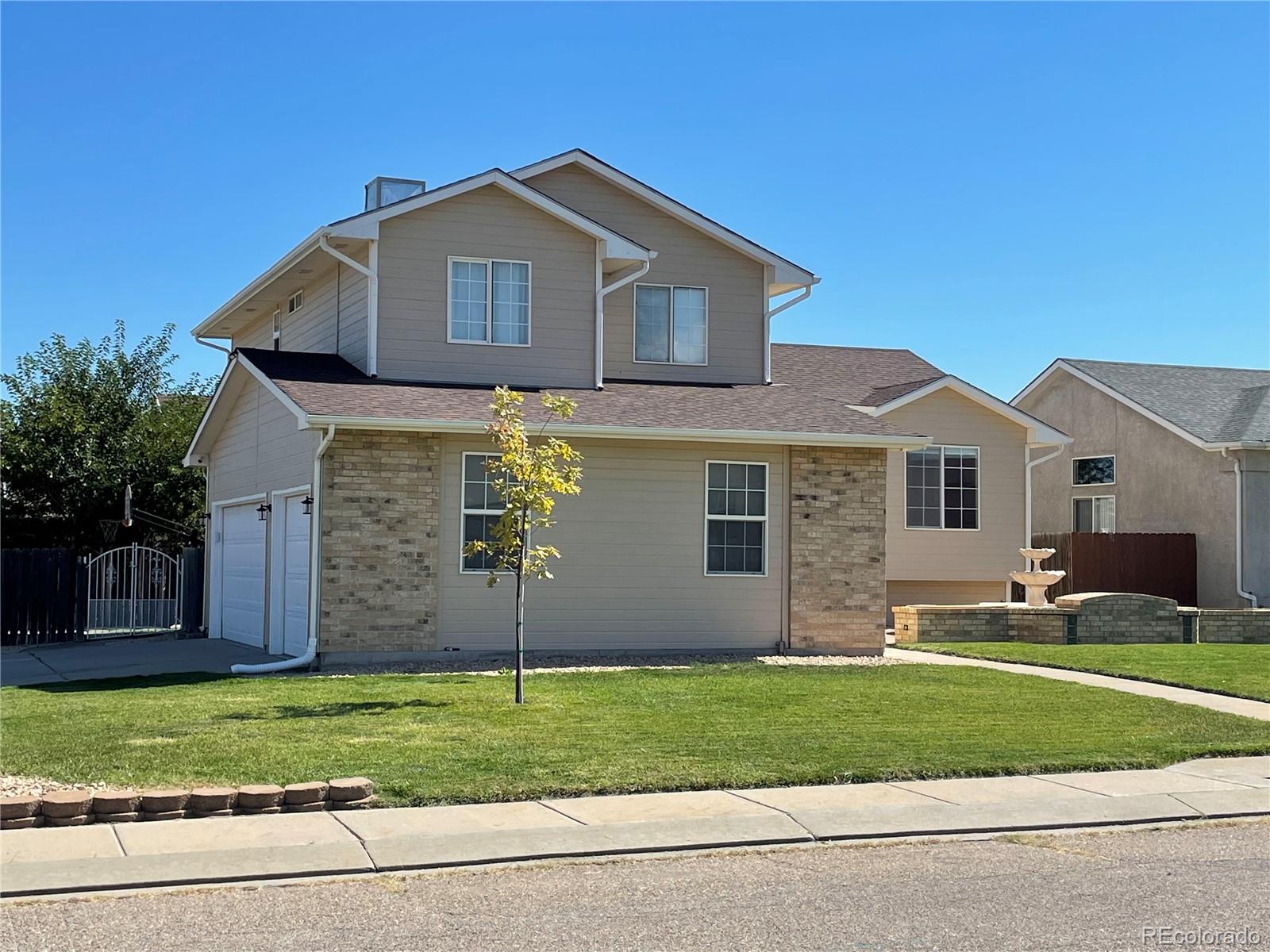 12 Trent Ct, Pueblo, CO 81005