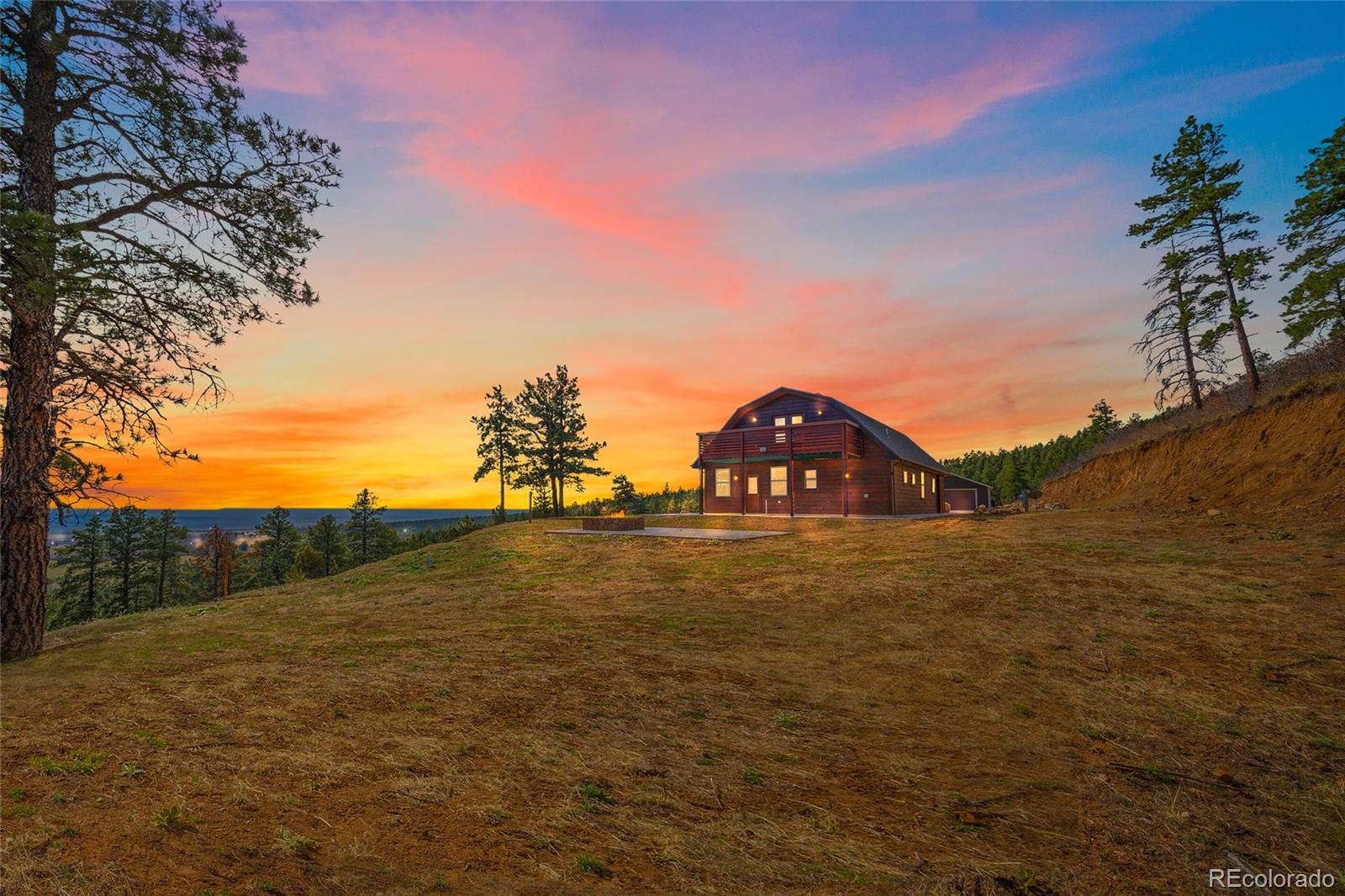 10739 Arnold Ln, Rye, CO 81069