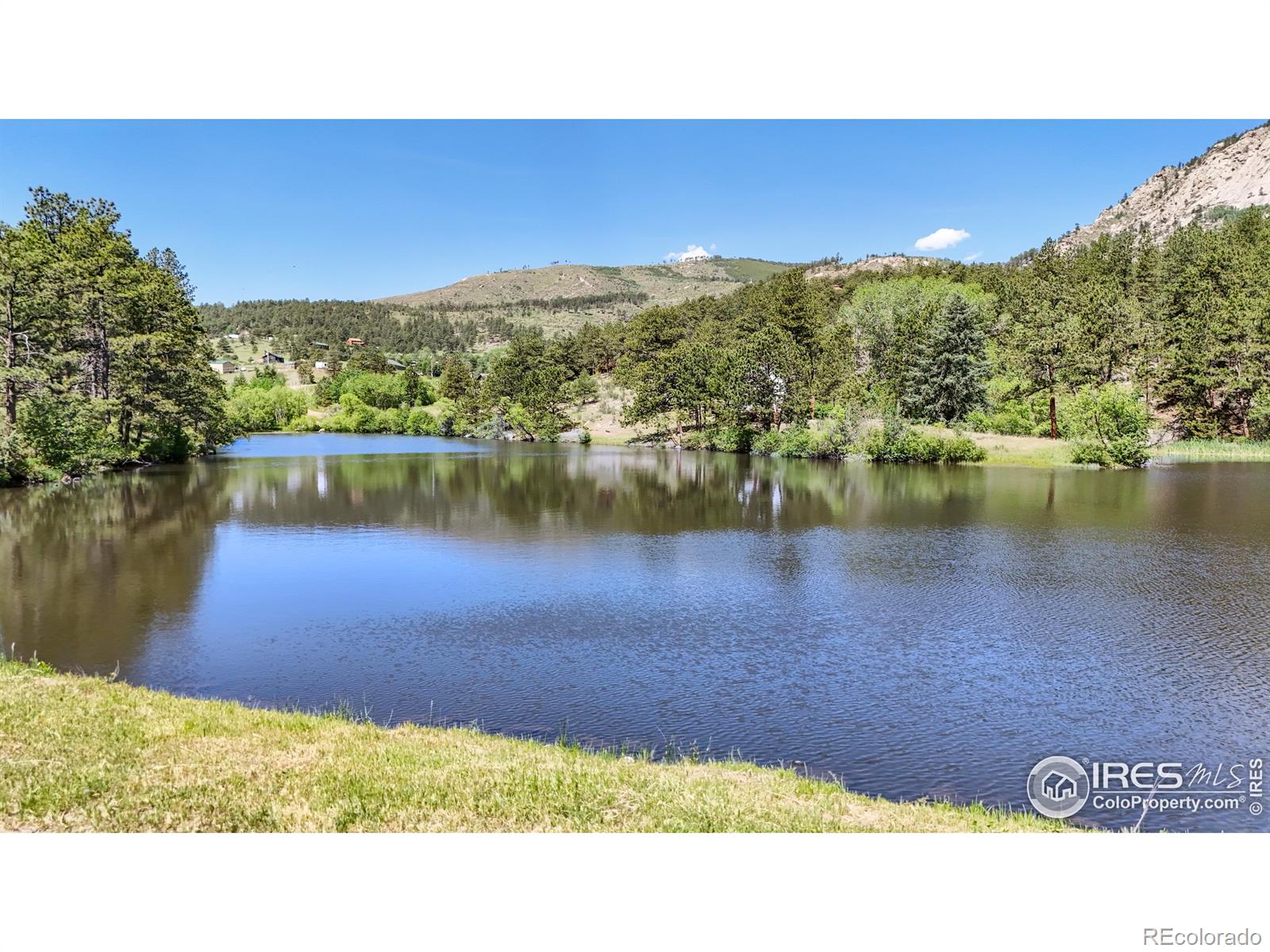 156 Lakeview Dr, Drake, CO 80515