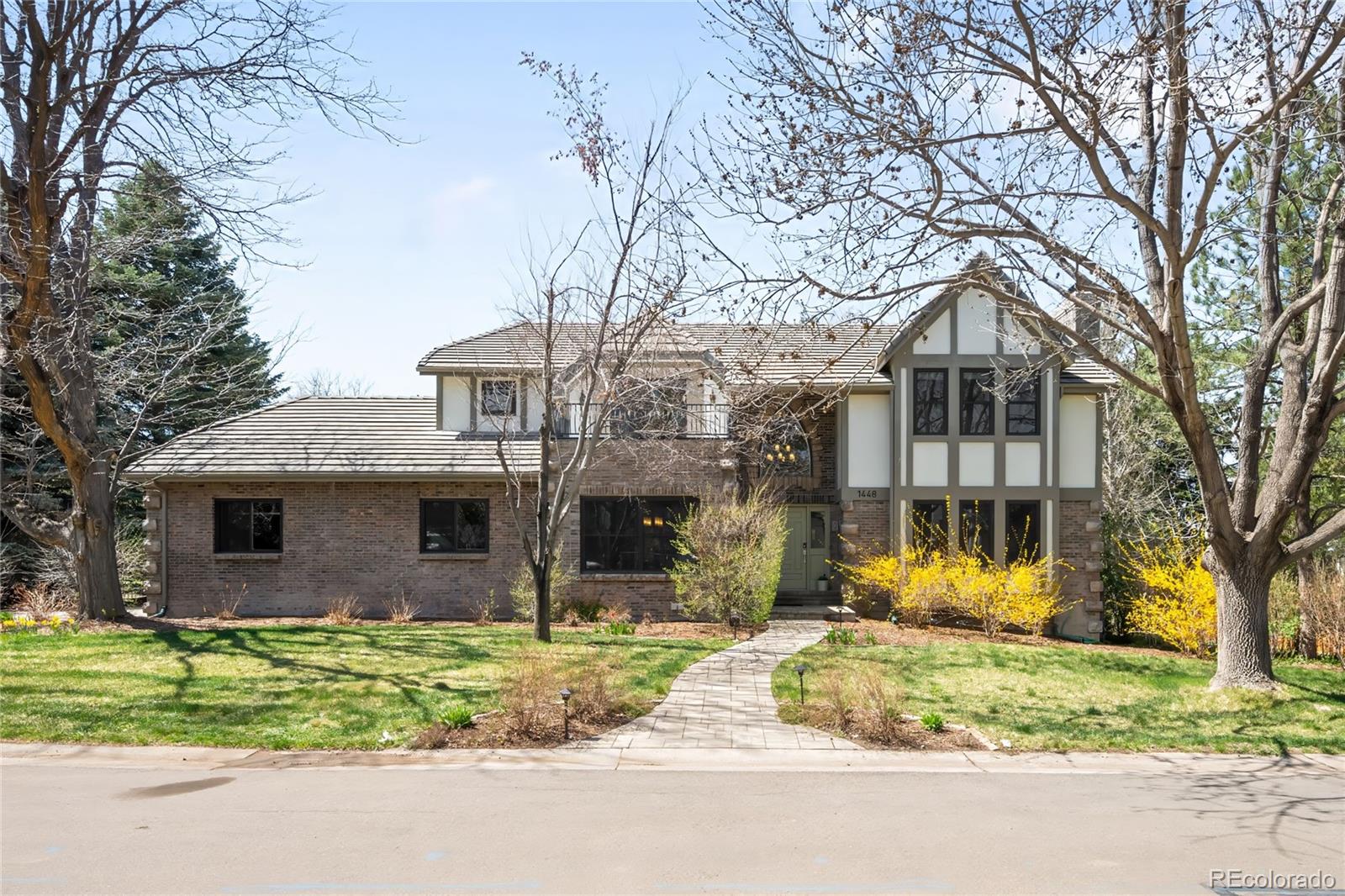 1448 E Maplewood Ct, Centennial, CO 80121