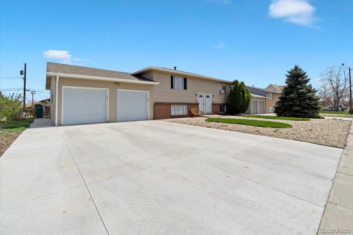 7950 Patricia Dr, Denver, CO 80229