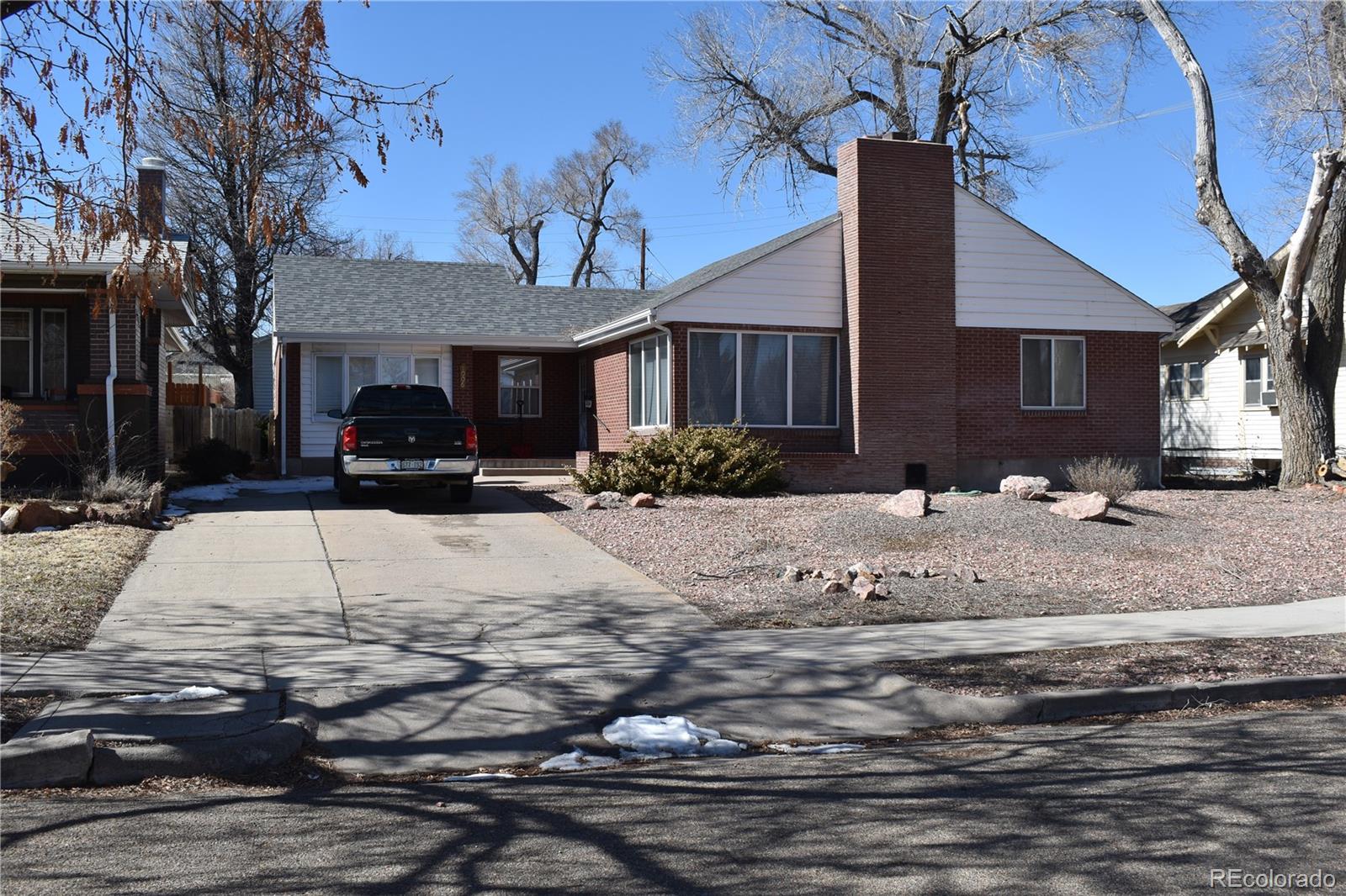 1006 Park Ave, La Junta, CO 81050