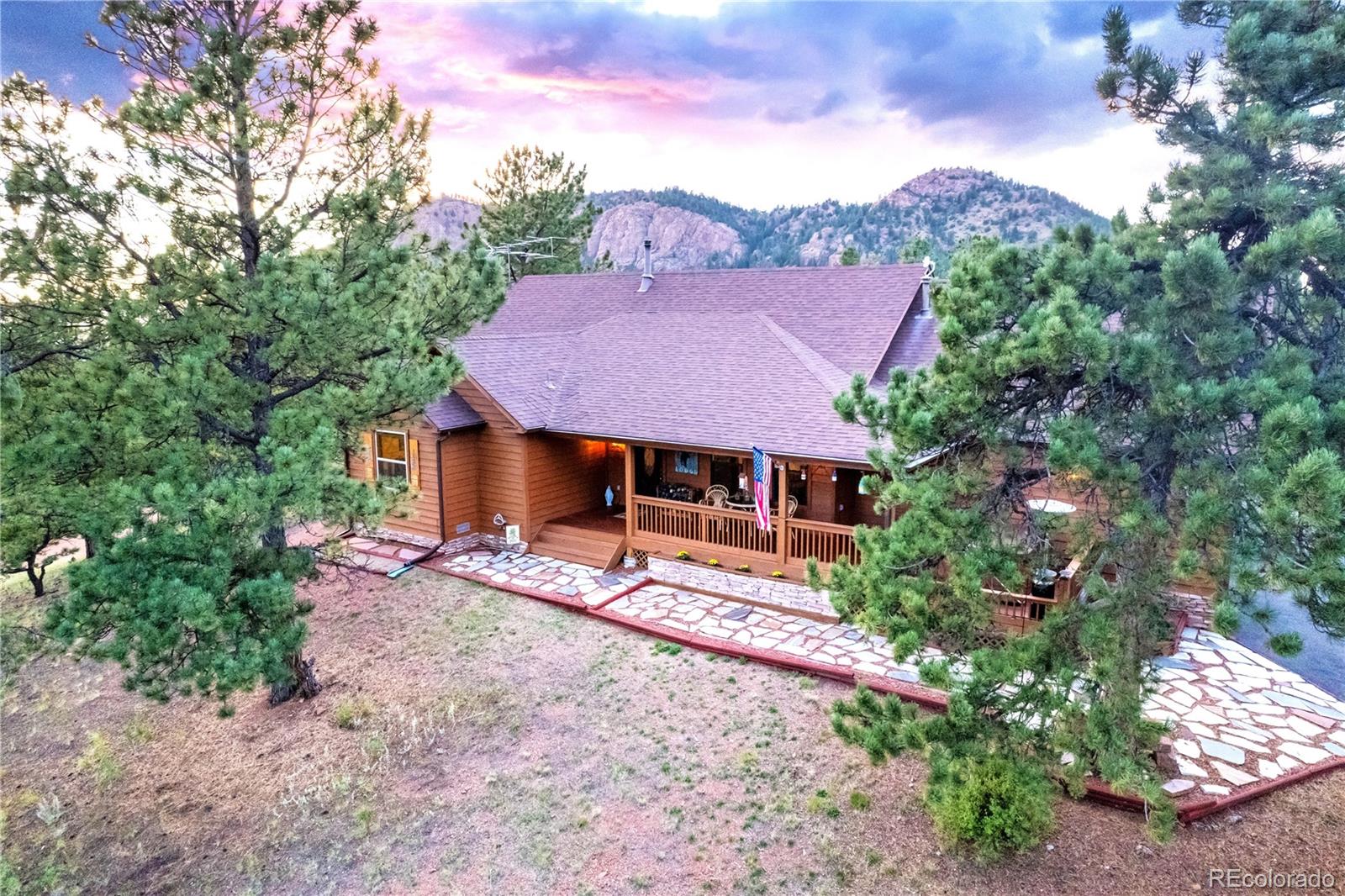 281 Sunset Ln, Cripple Creek, CO 80813