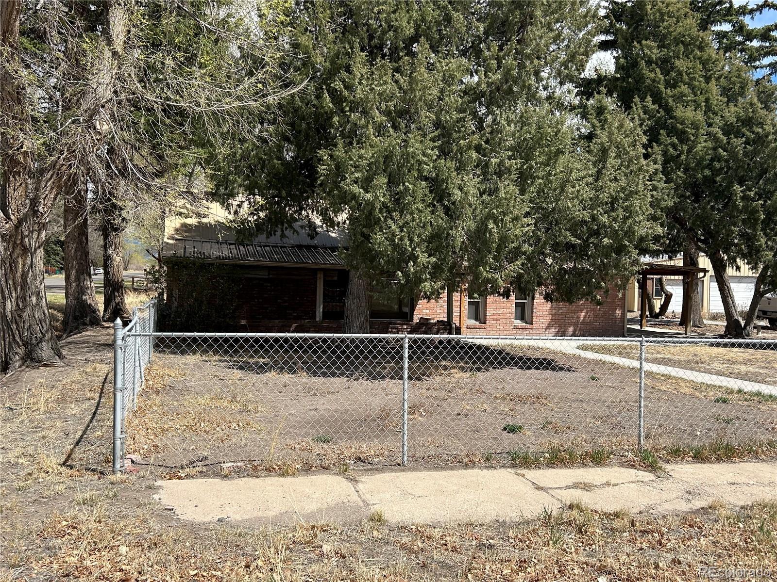300 3rd St, Saguache, CO 81149