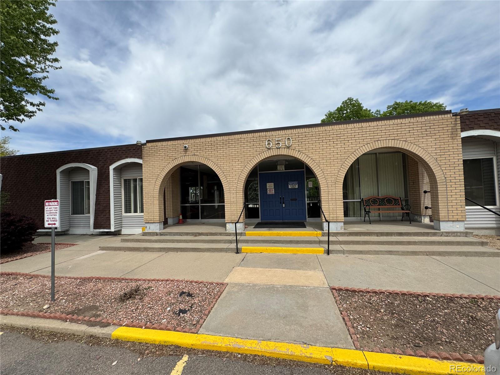 528 S Youngfield Ct, Denver, CO 80228
