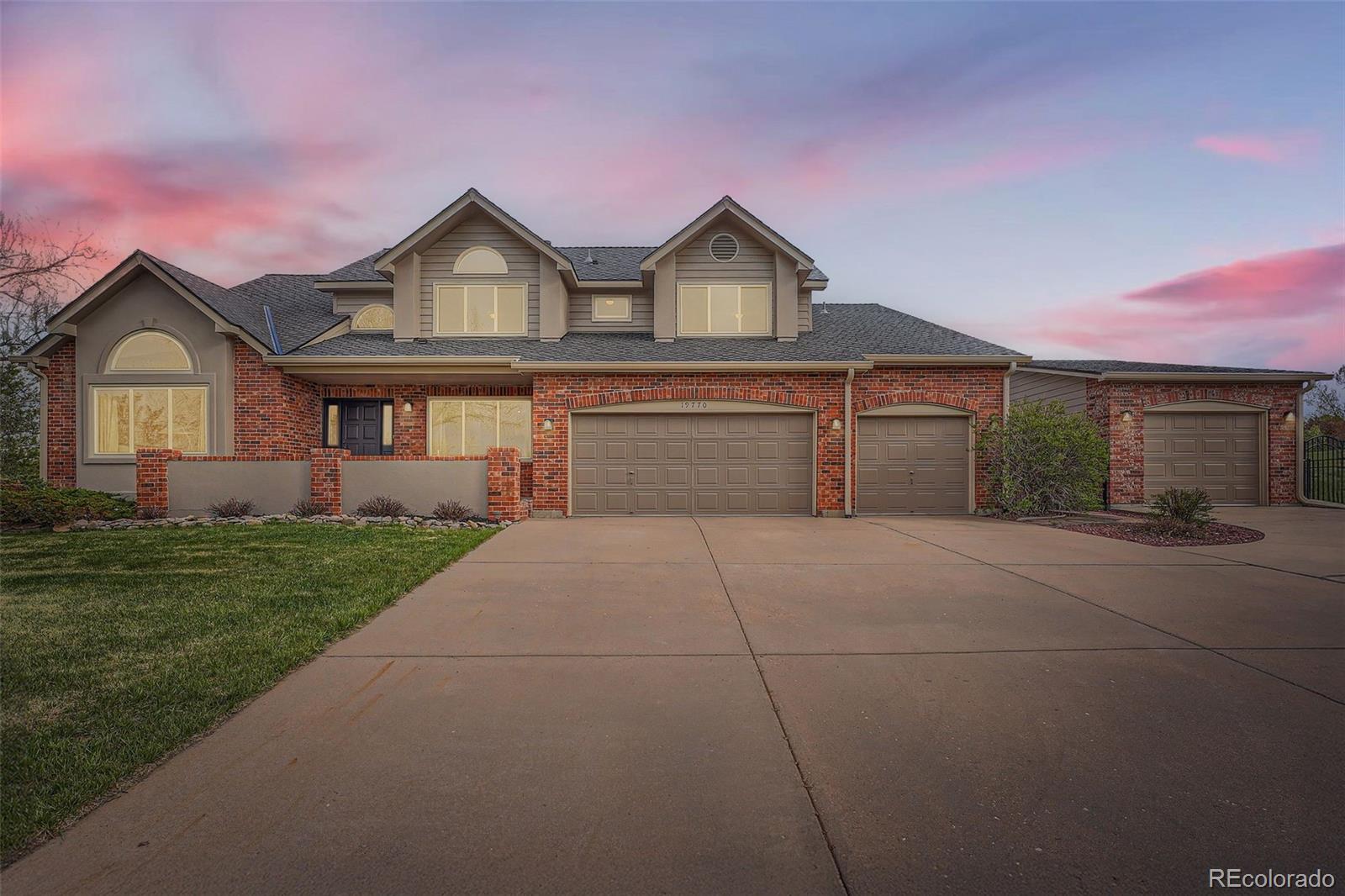 19770 E Geddes Pl, Centennial, CO 80016