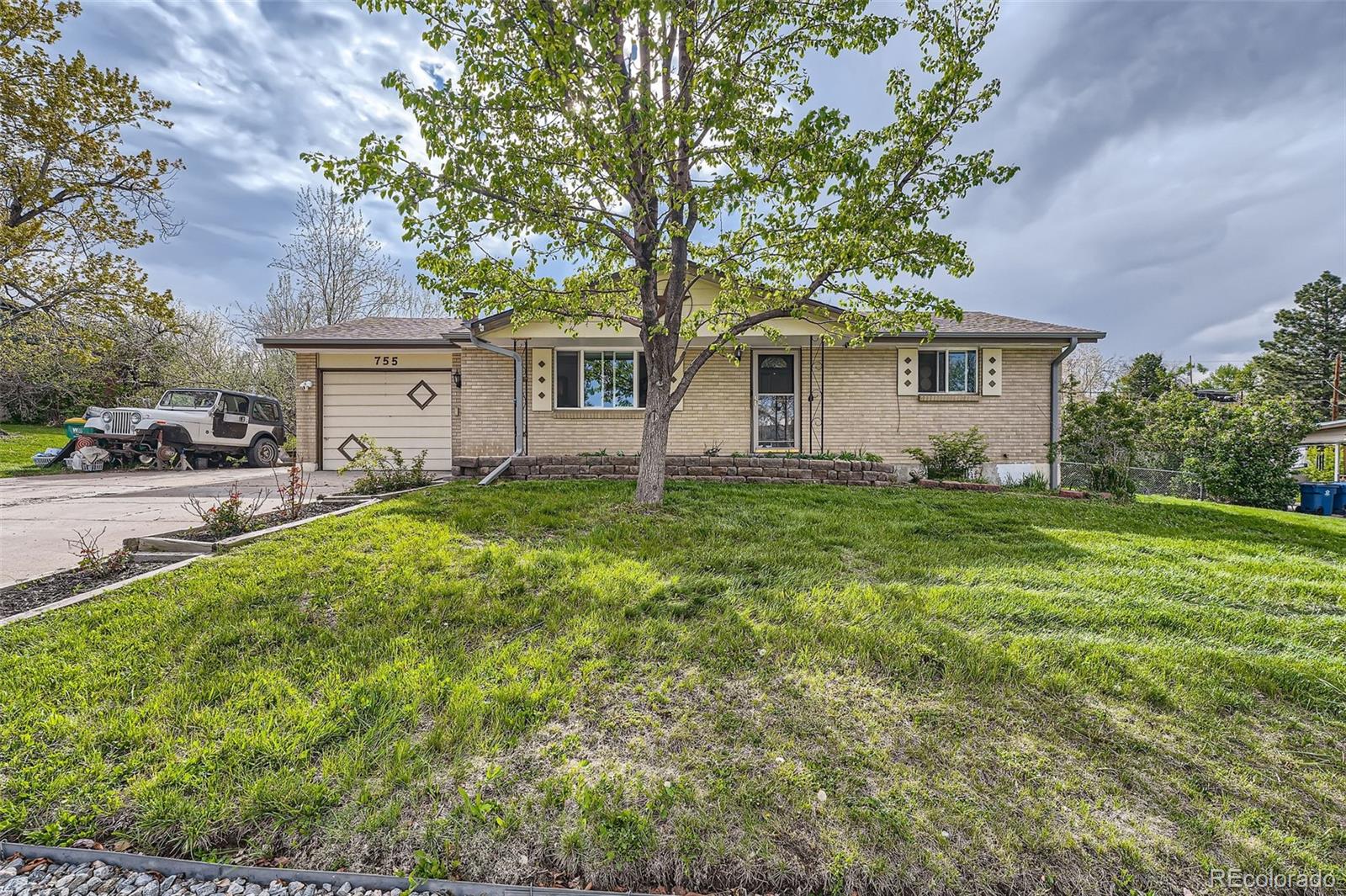 755 Braun St, Lakewood, CO 80401