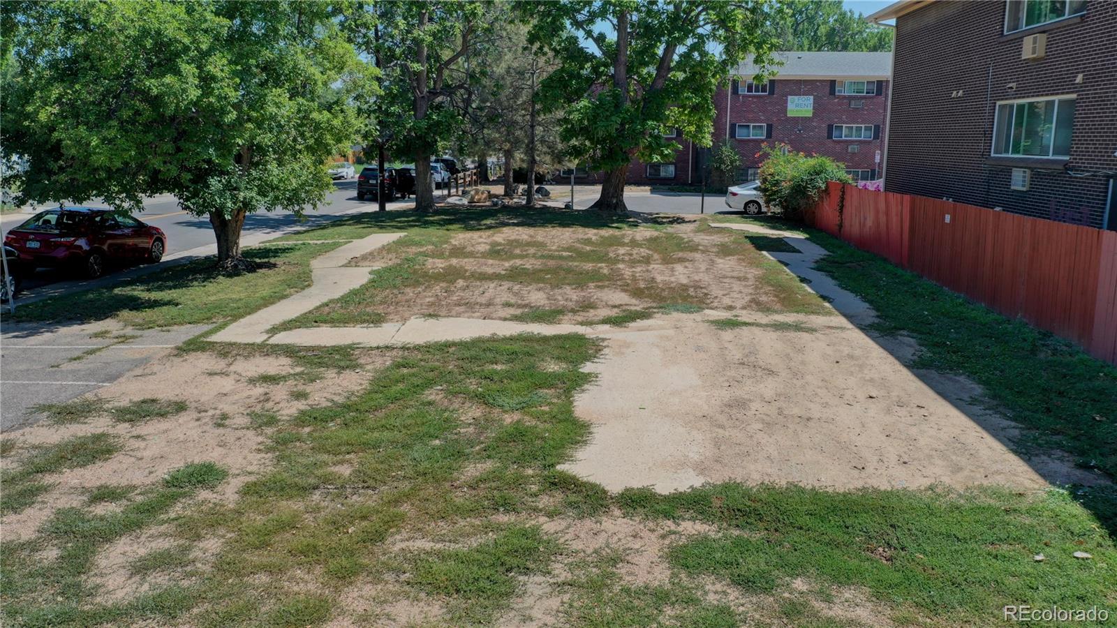 1695 Alton St, Aurora, CO 80010