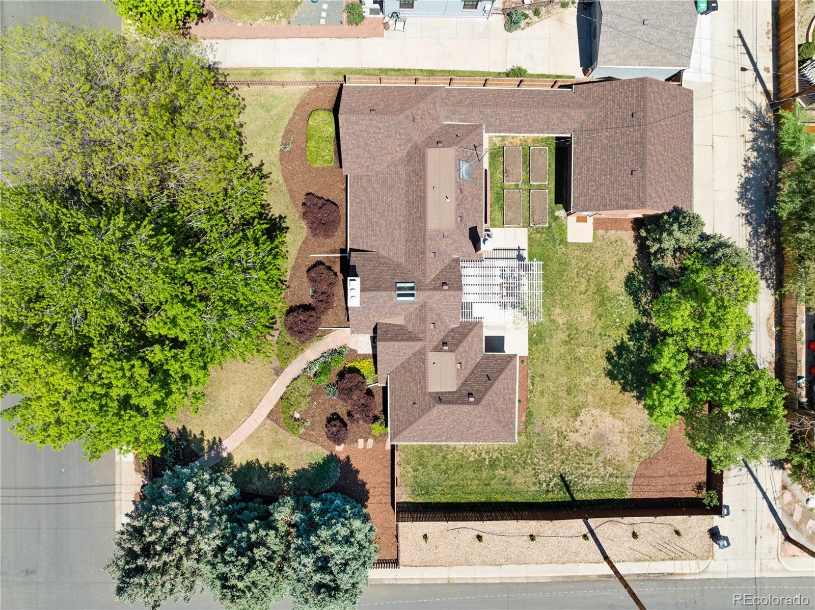2500 Locust St, Denver, CO 80207