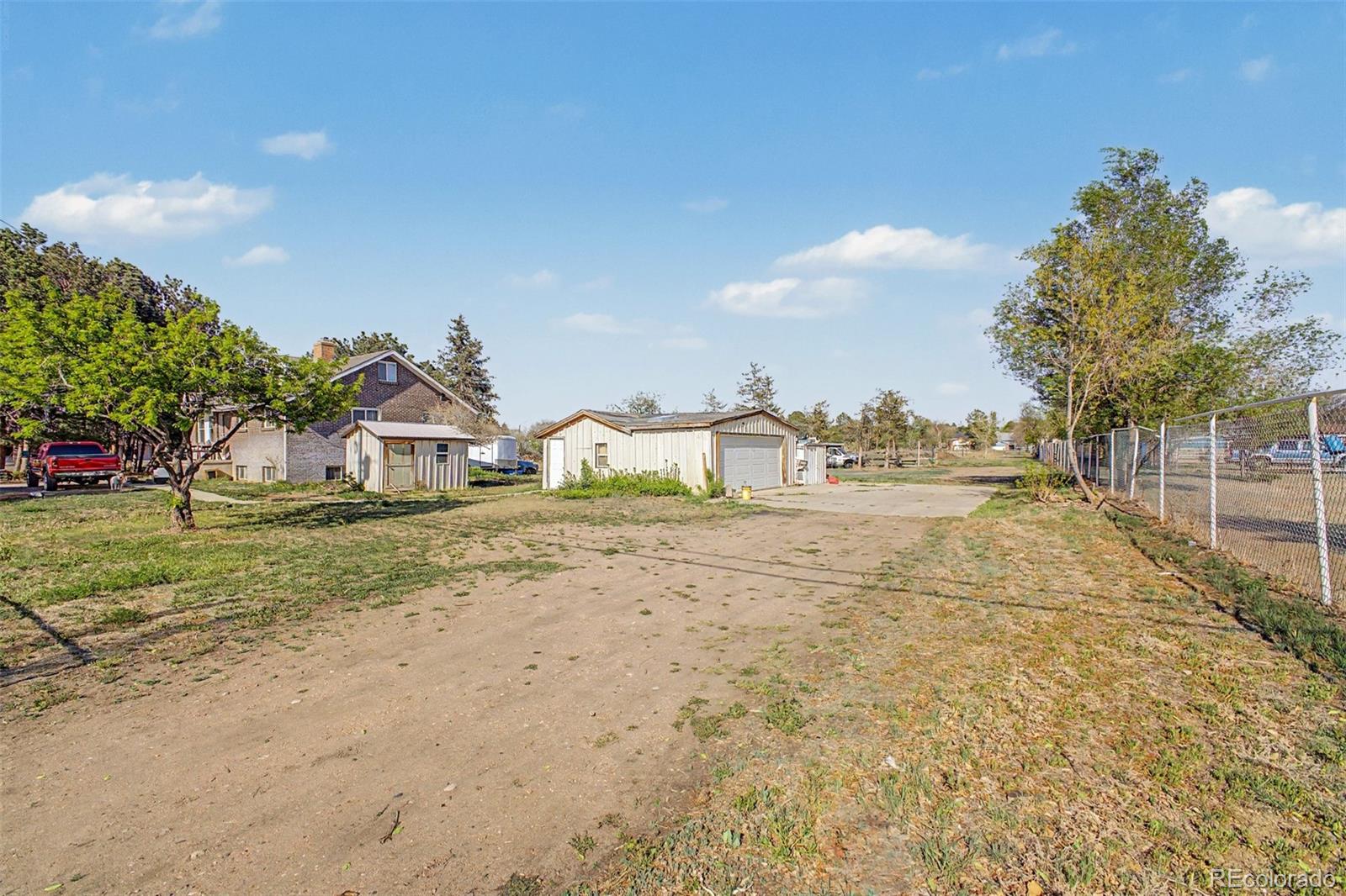 1960 Altura Blvd, Aurora, CO 80011
