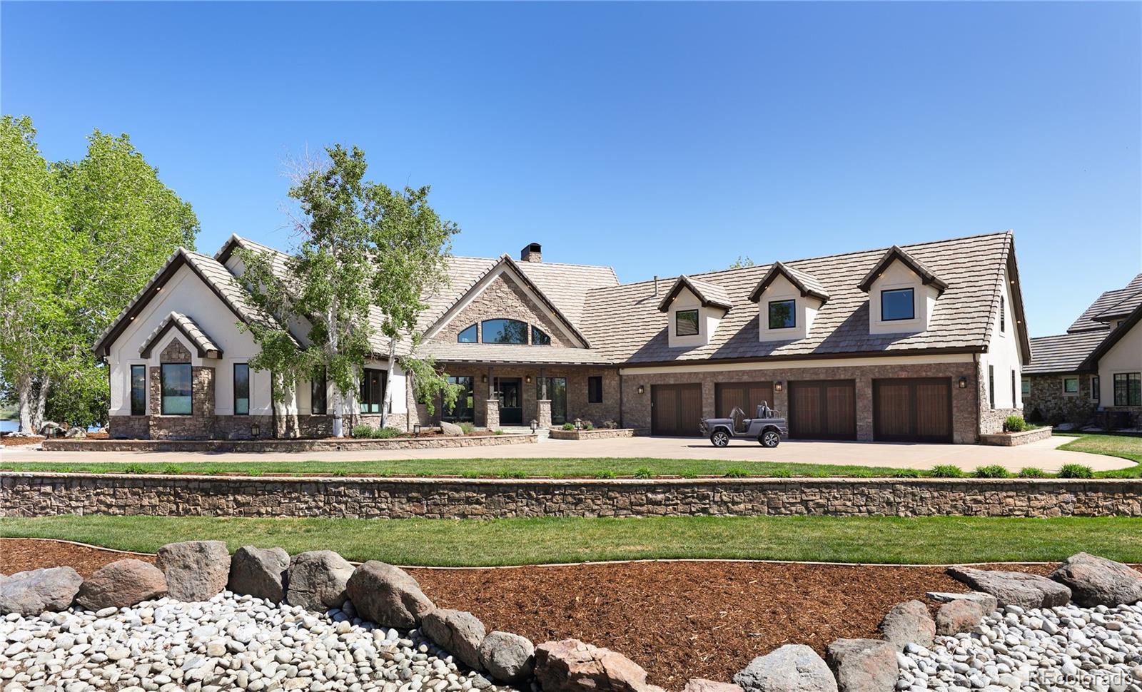9833 Shoreline Dr, Longmont, CO 80504