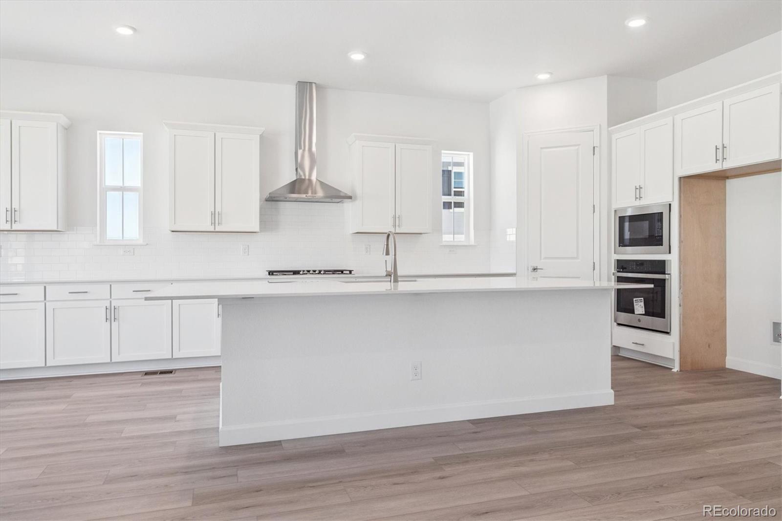 1645 Green Fern Point, Castle Rock, CO 80104
