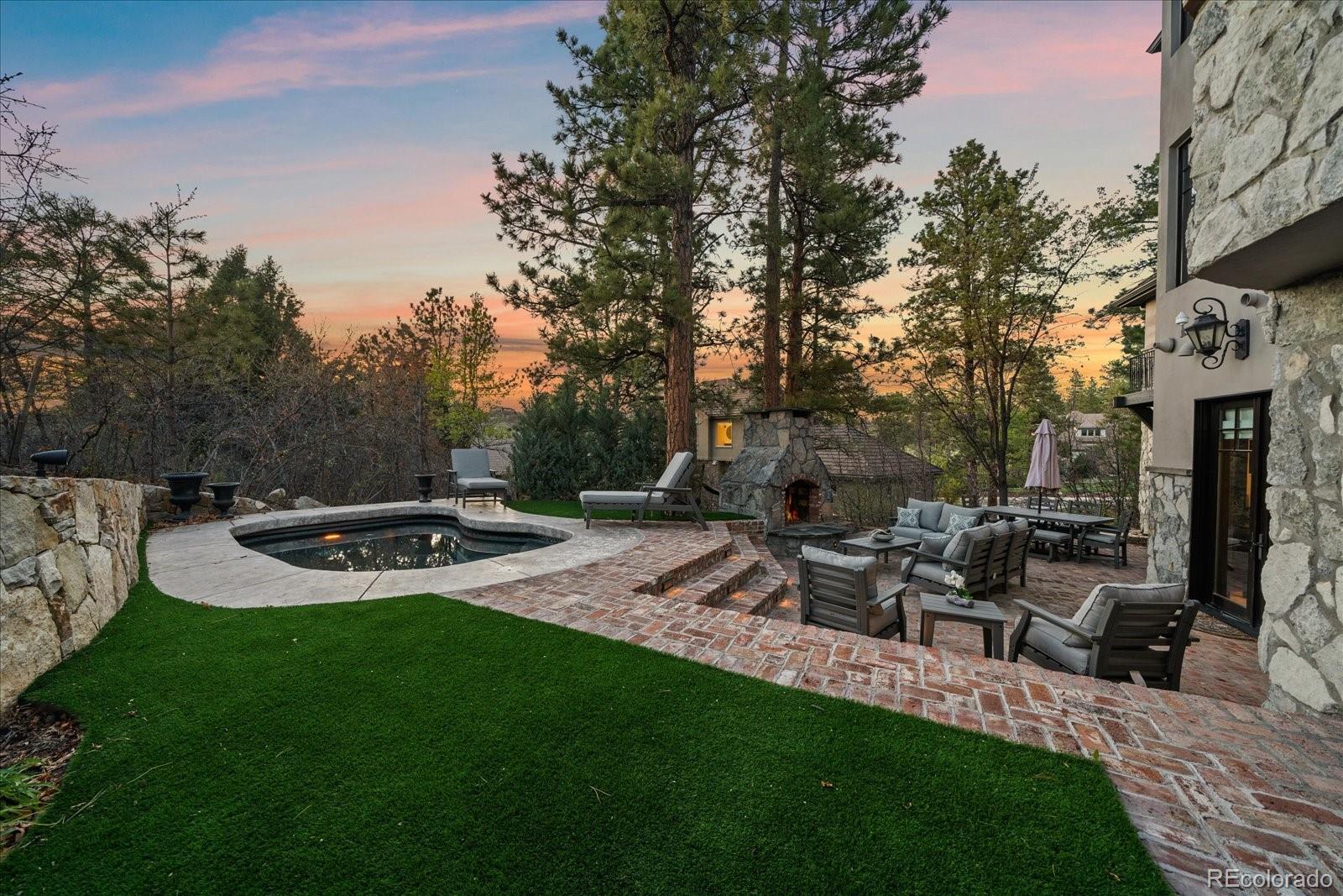 5085 Knobcone Dr, Castle Rock, CO 80108