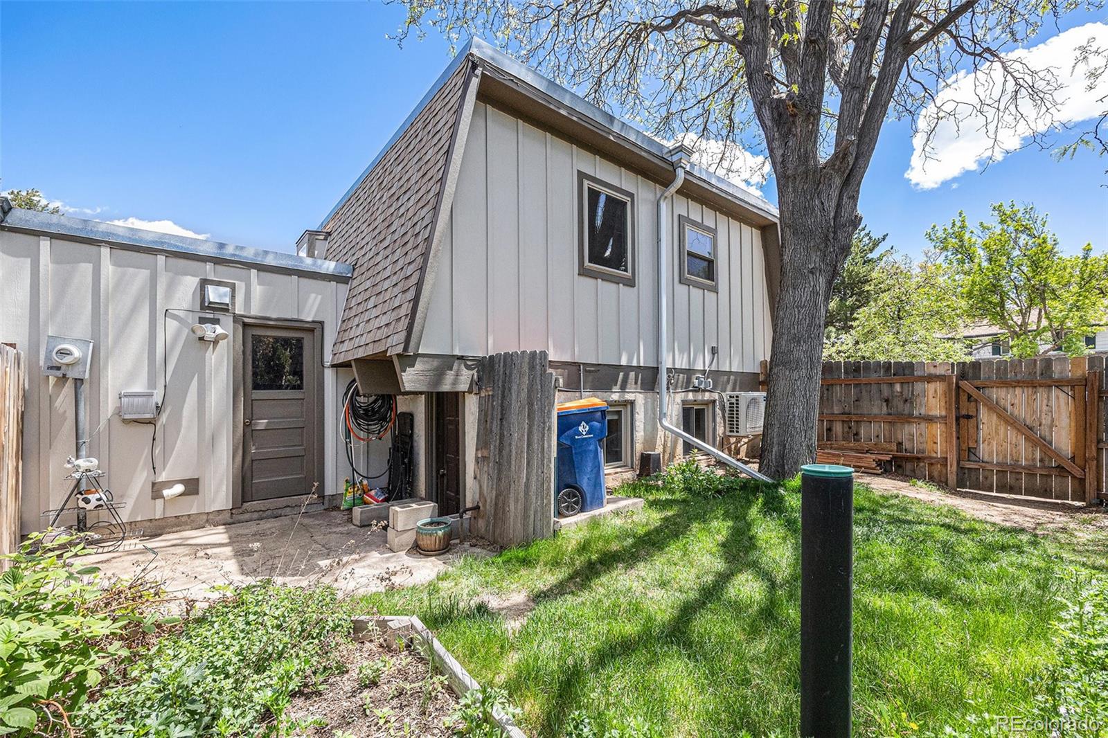 9349 E Chenango Ave, Greenwood Village, CO 80111