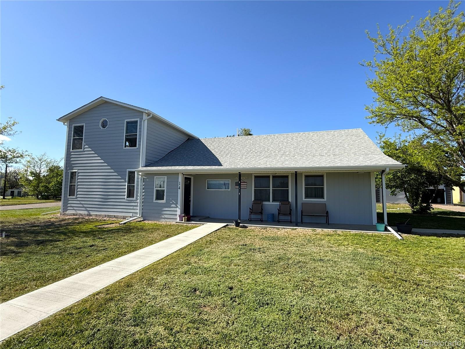 14 W 3rd St, Flagler, CO 80815