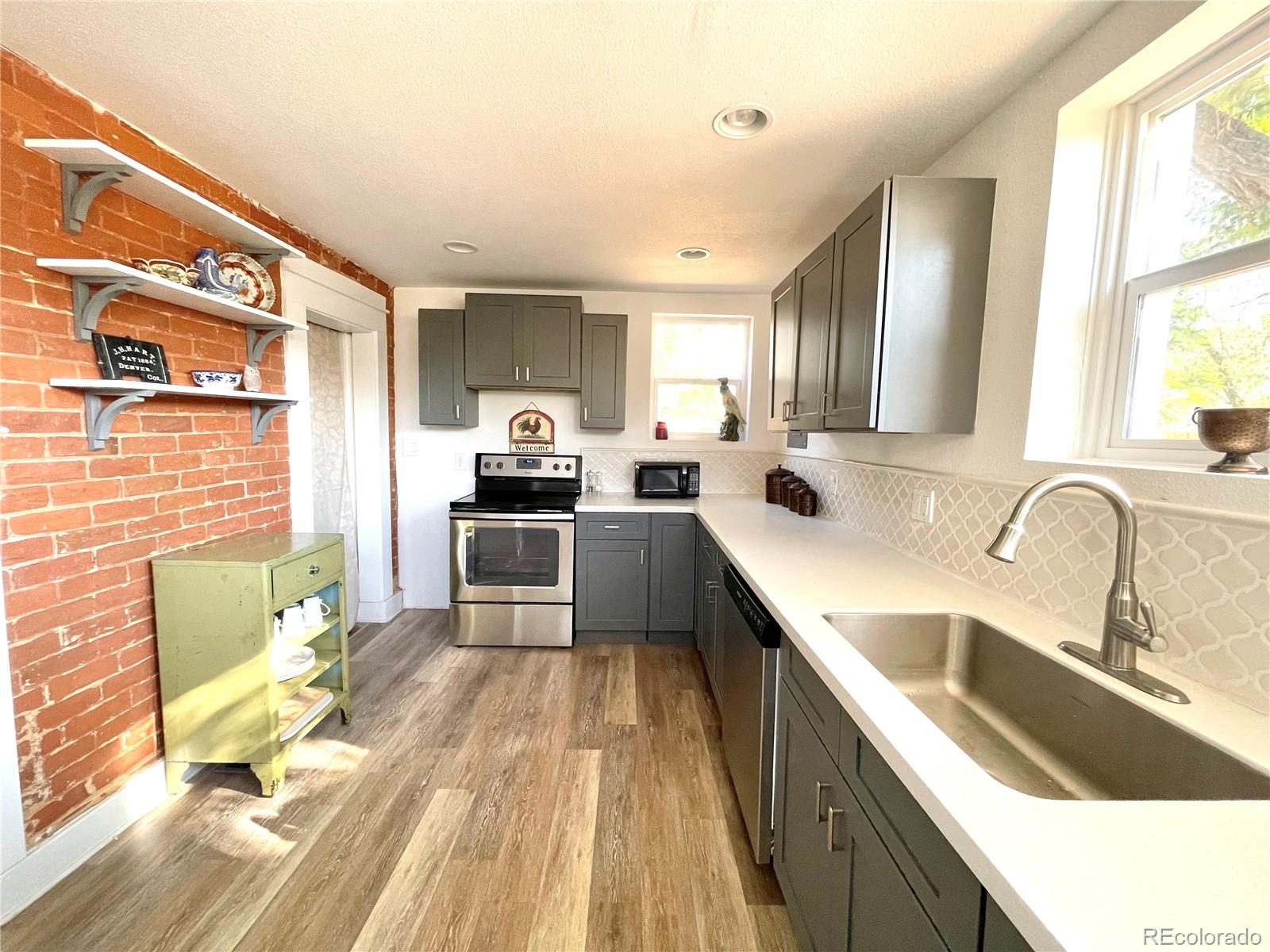 319 E Evans Ave, Pueblo, CO 81004