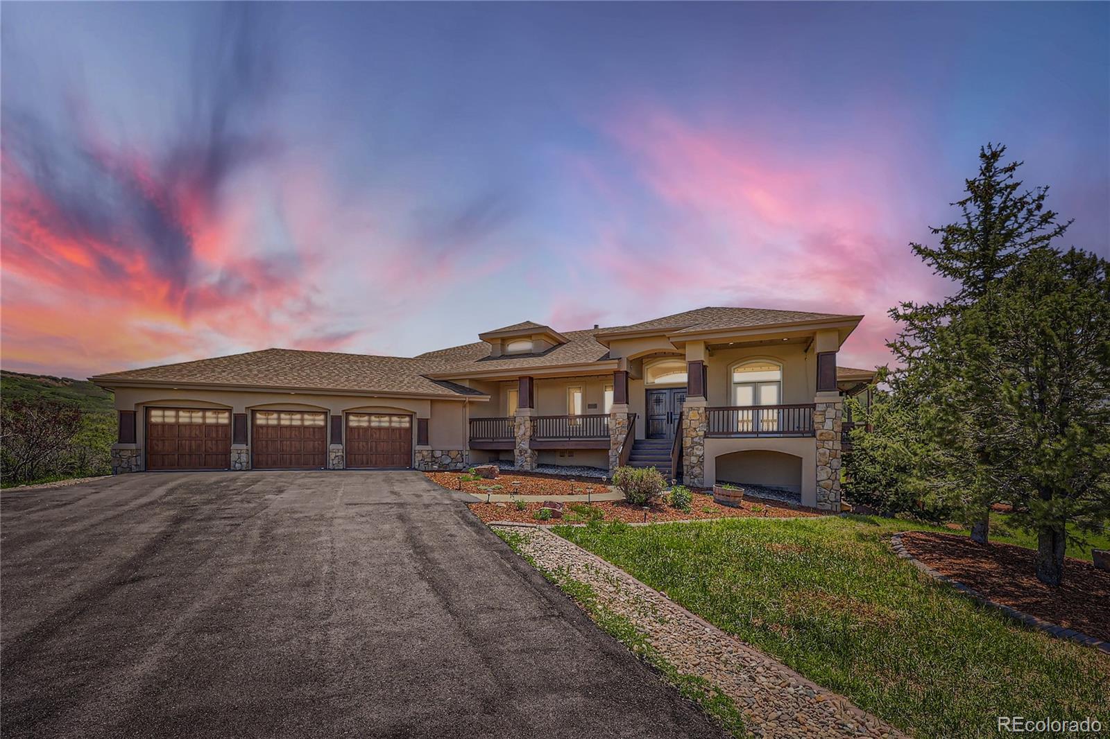 1272 Nightfire Cir, Castle Rock, CO 80104