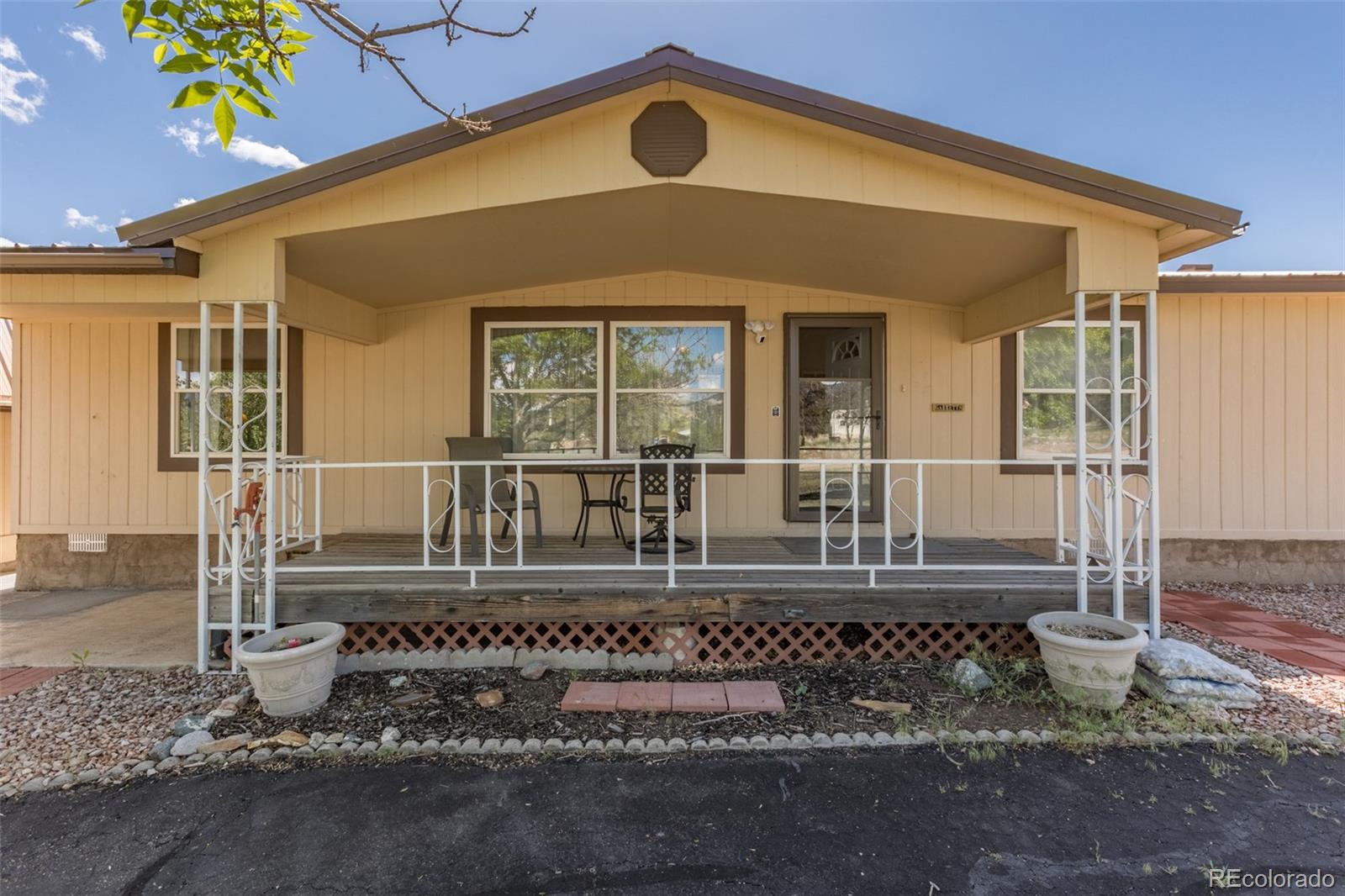246 Loop Dr, Howard, CO 81233