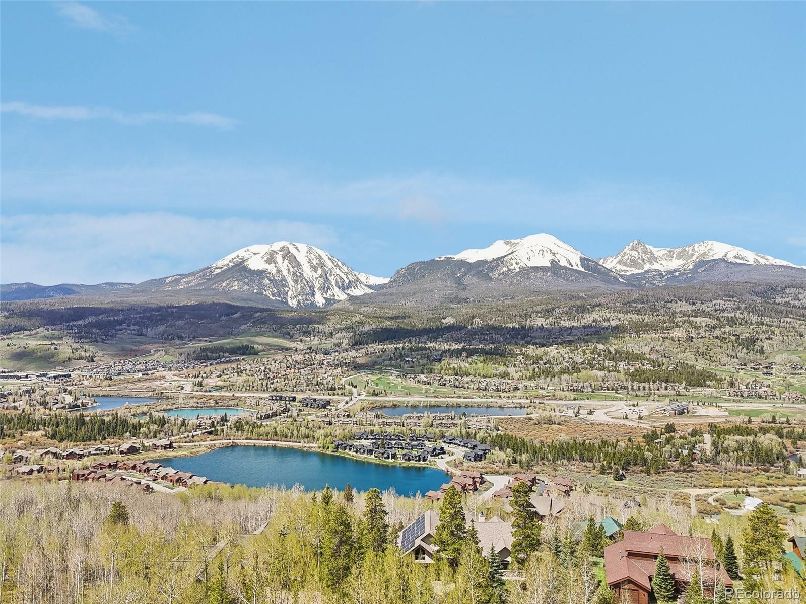 50 Spinning Leaf Trl, Silverthorne, CO 80498