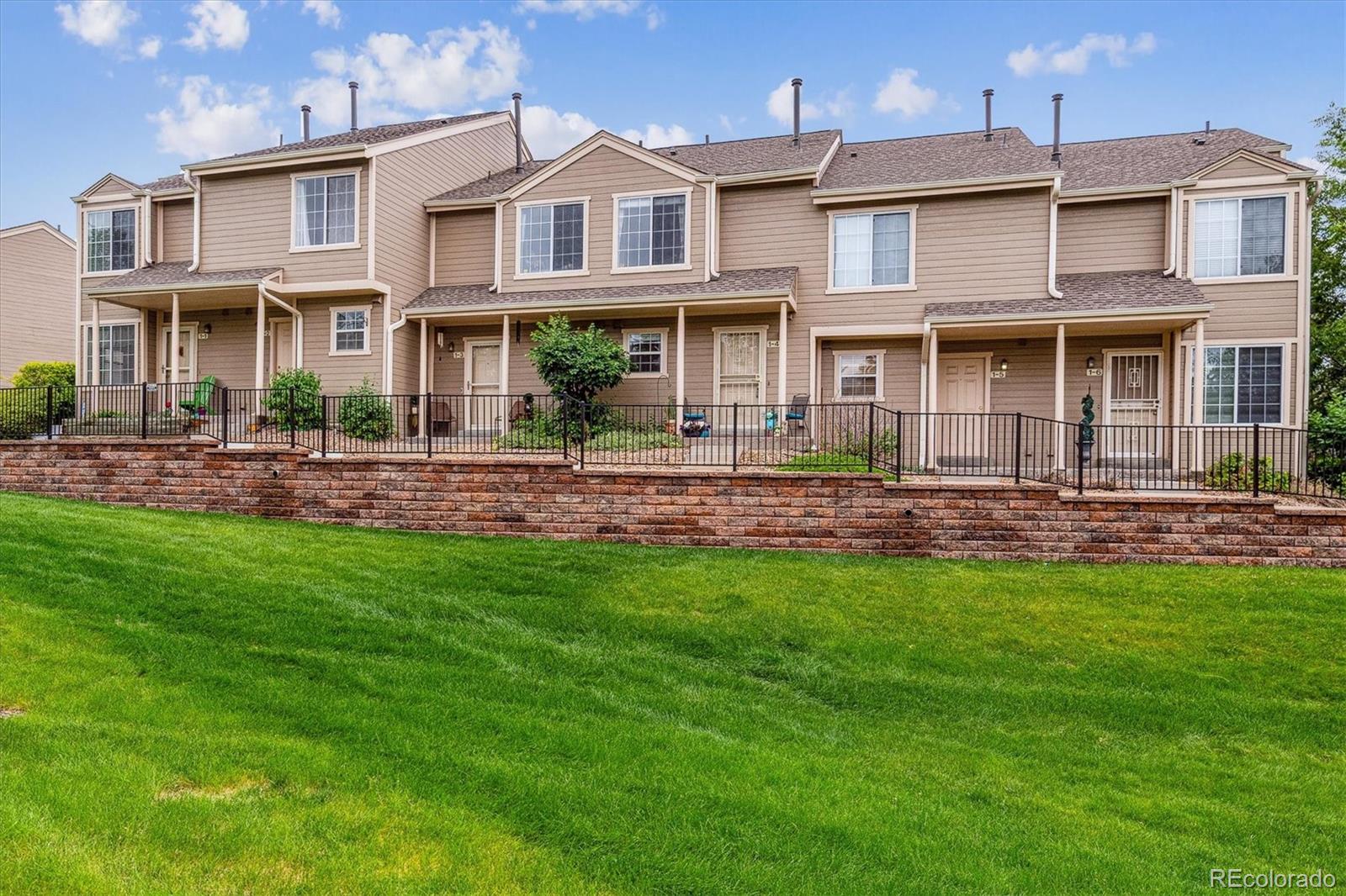 1818 S Quebec Way #4, Denver, CO 80231