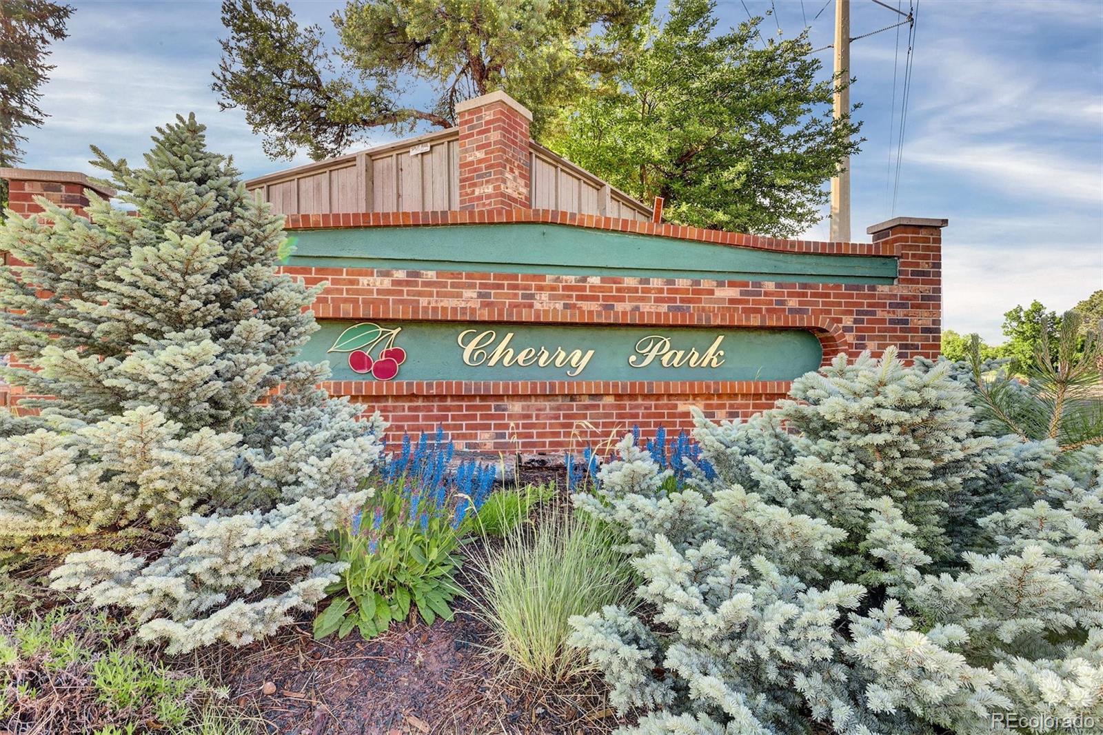 5622 E Weaver Cir, Centennial, CO 80111