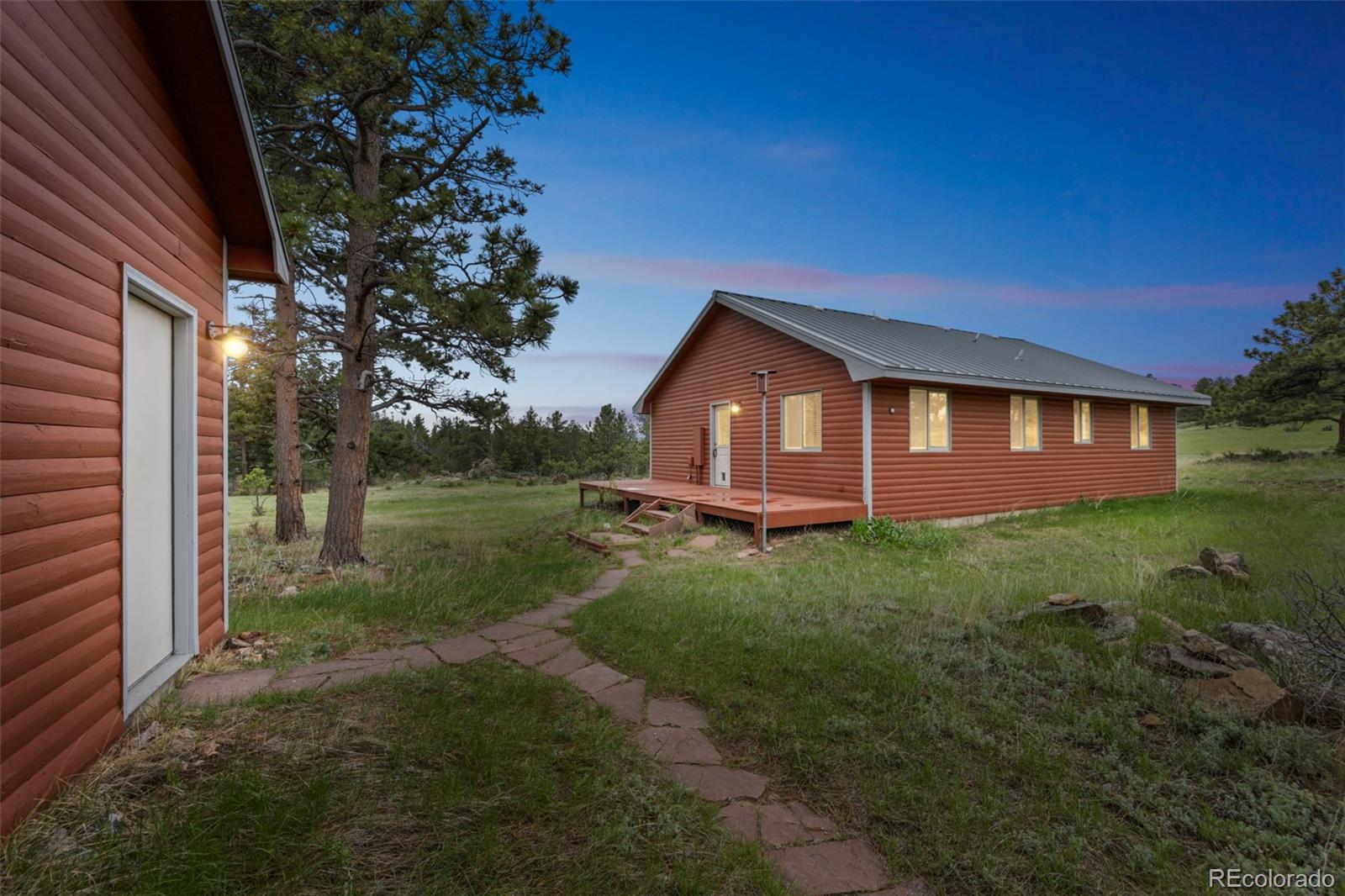 195 Manhead Meadow Ct, Livermore, CO 80536