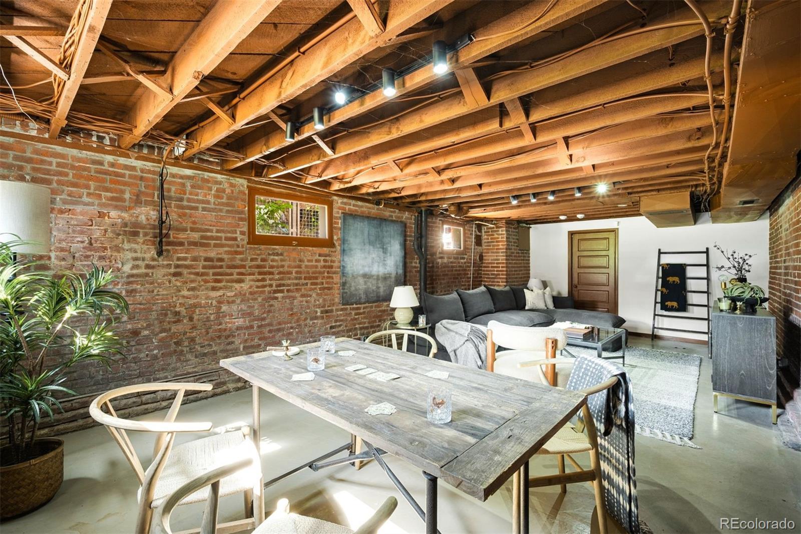 1256 N Emerson St, Denver, CO 80218