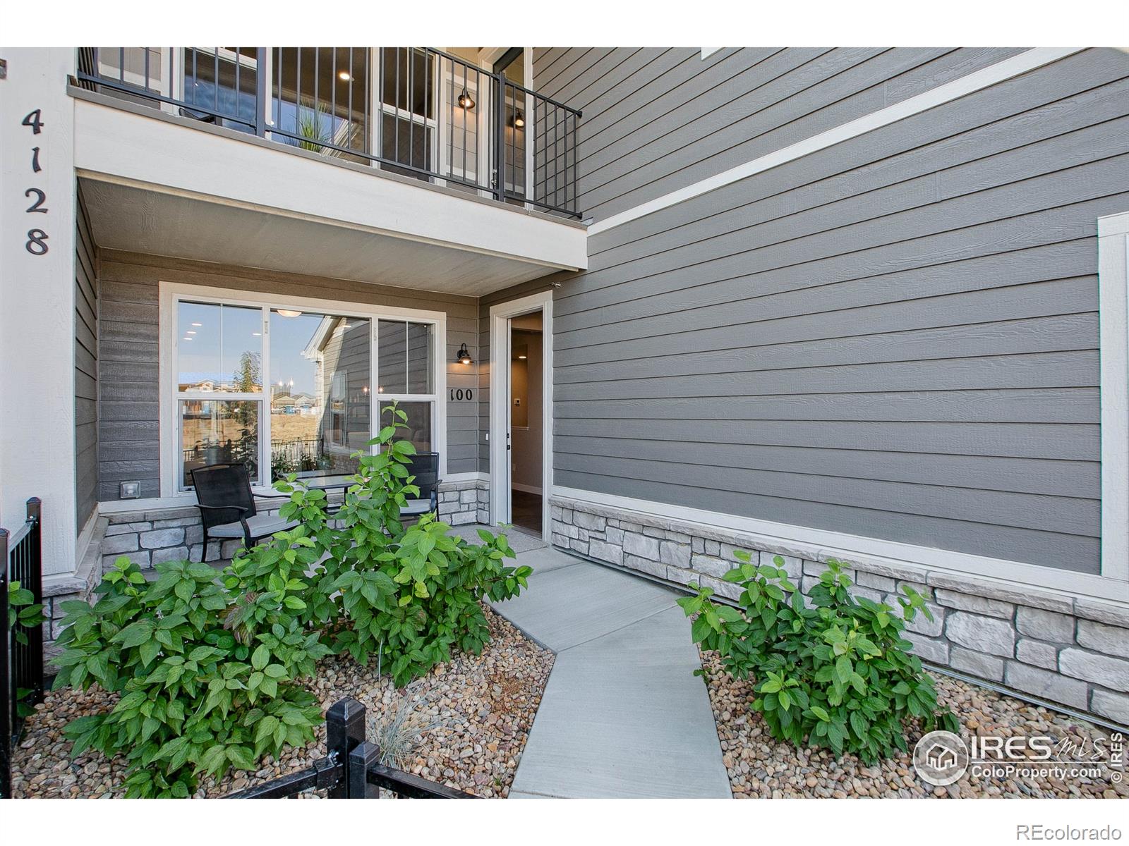410 High Point Dr #102, Longmont, CO 80504