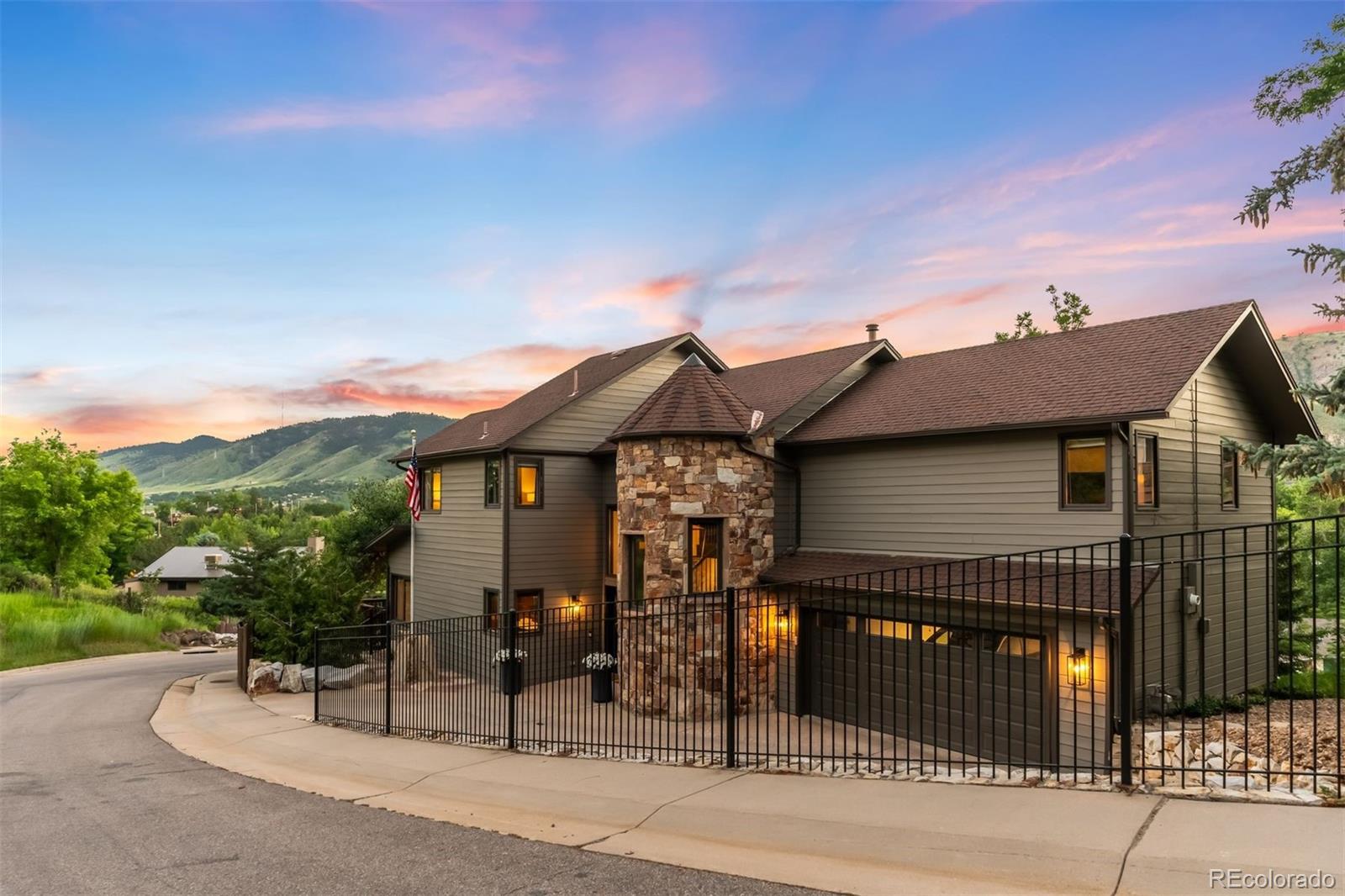 600 Cascade Dr, Golden, CO 80403