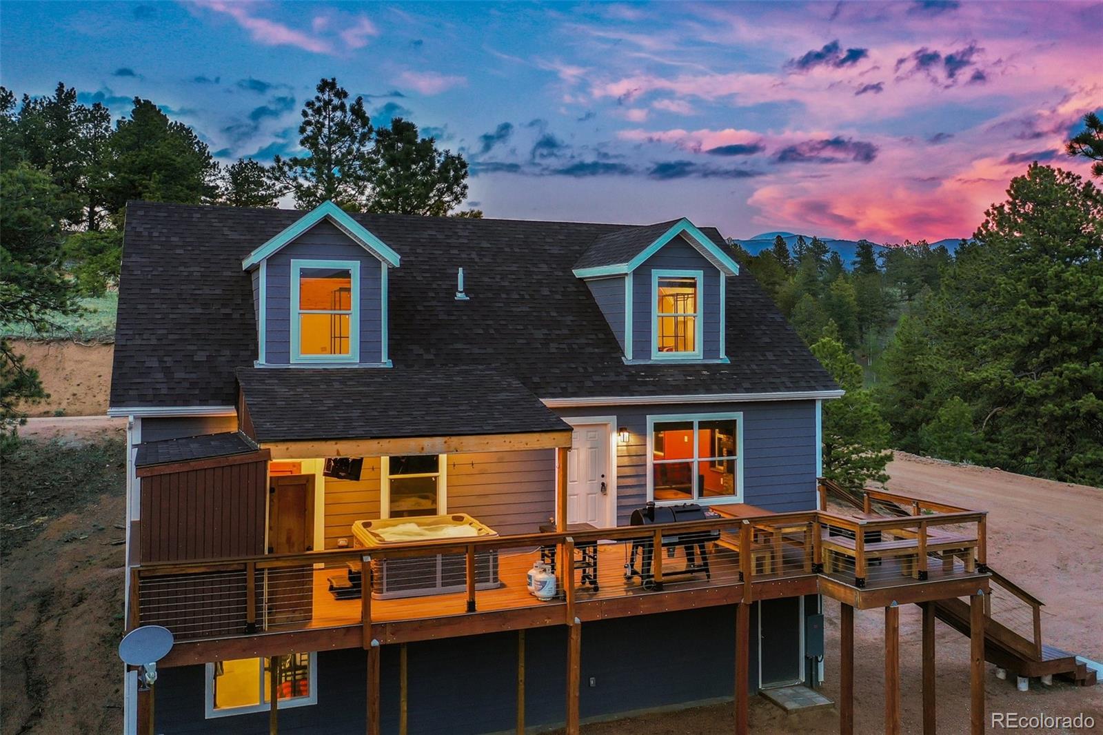 17 Red Cloud Cir, Cripple Creek, CO 80813