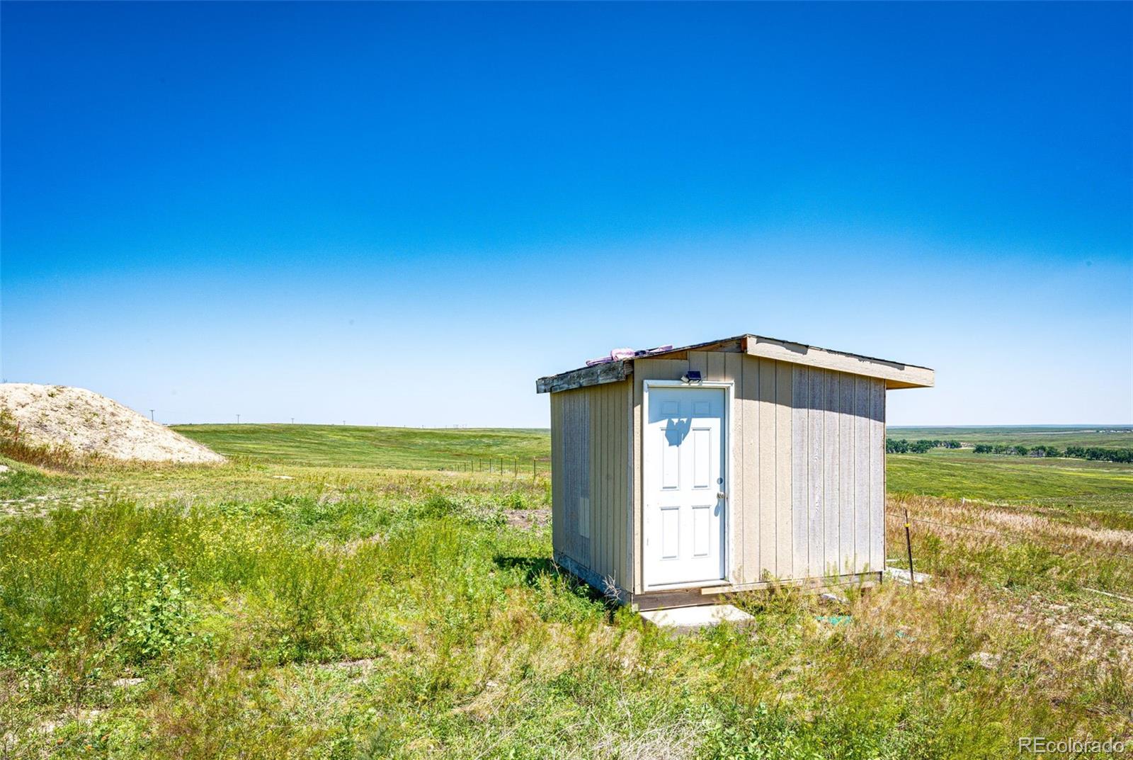 42900 County Rd 125, Deer Trail, CO 80105