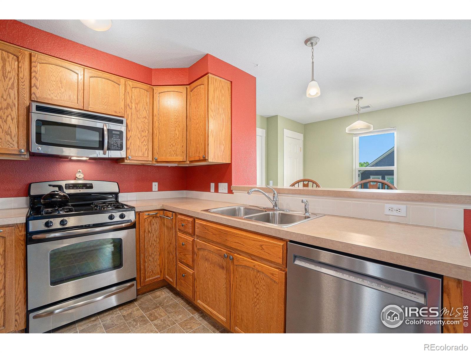 237 Cardinal Way #202, Longmont, CO 80501