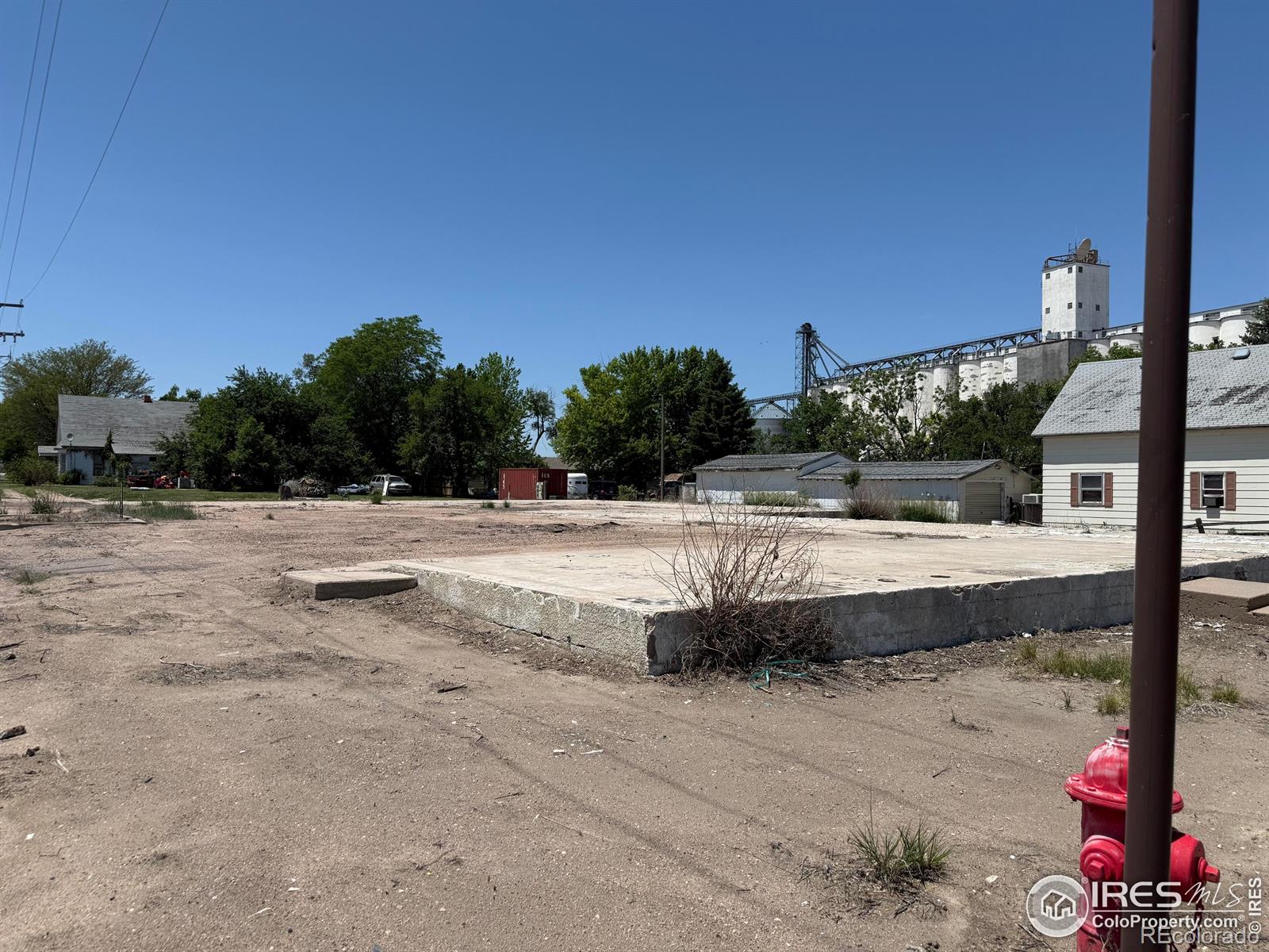 213 W 1st St, Haxtun, CO 80731