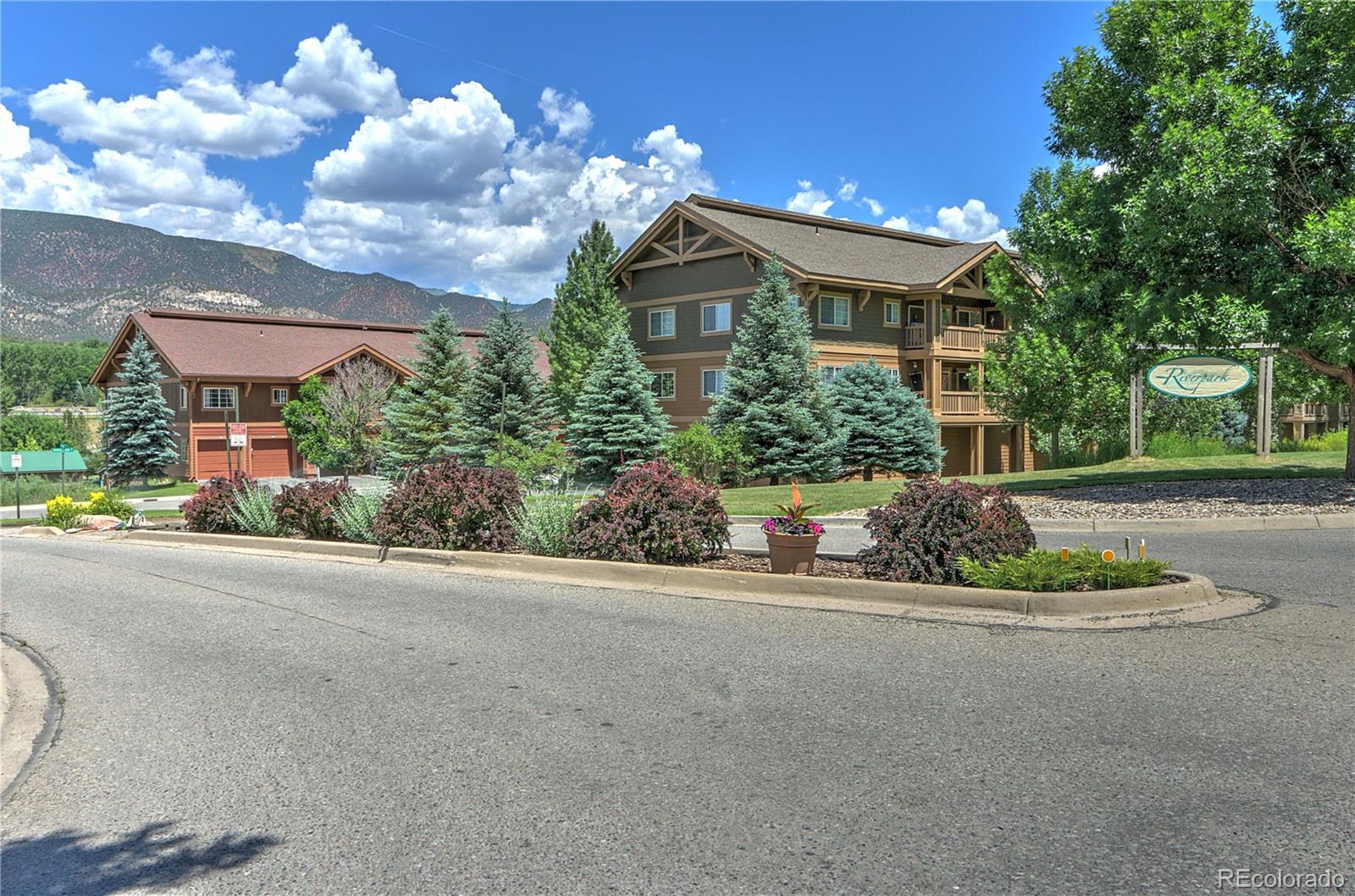 539 River View Dr #1305, New Castle, CO 81647