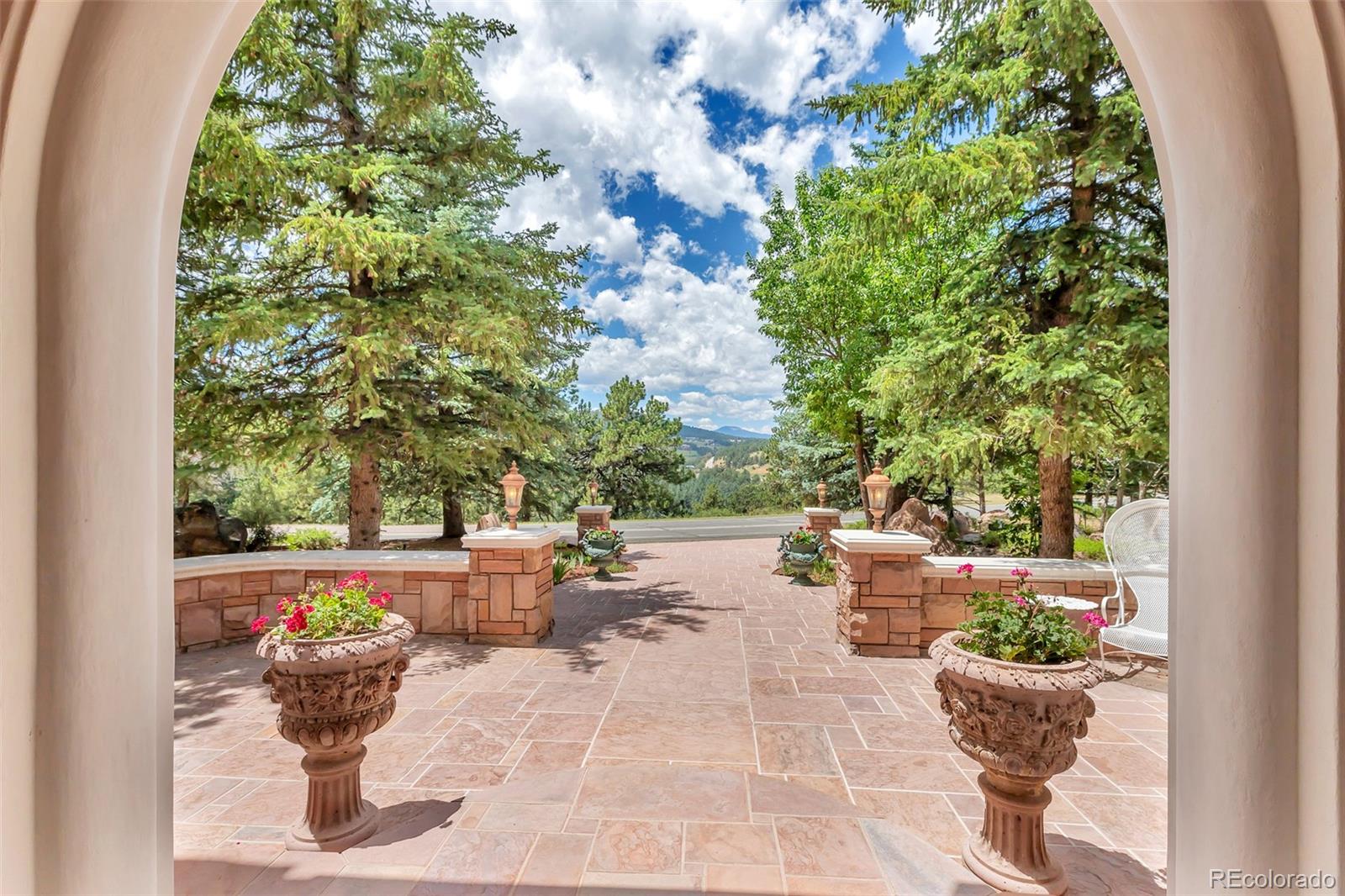 28 Indian Paintbrush Dr, Golden, CO 80401