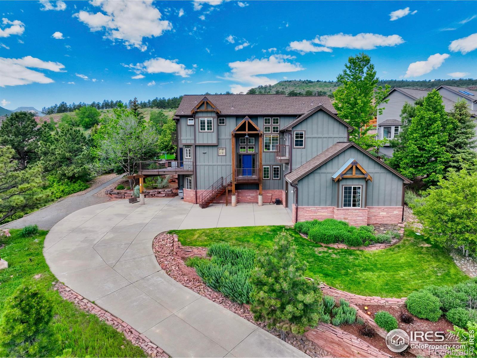 385 Vasquez Ct, Lyons, CO 80540