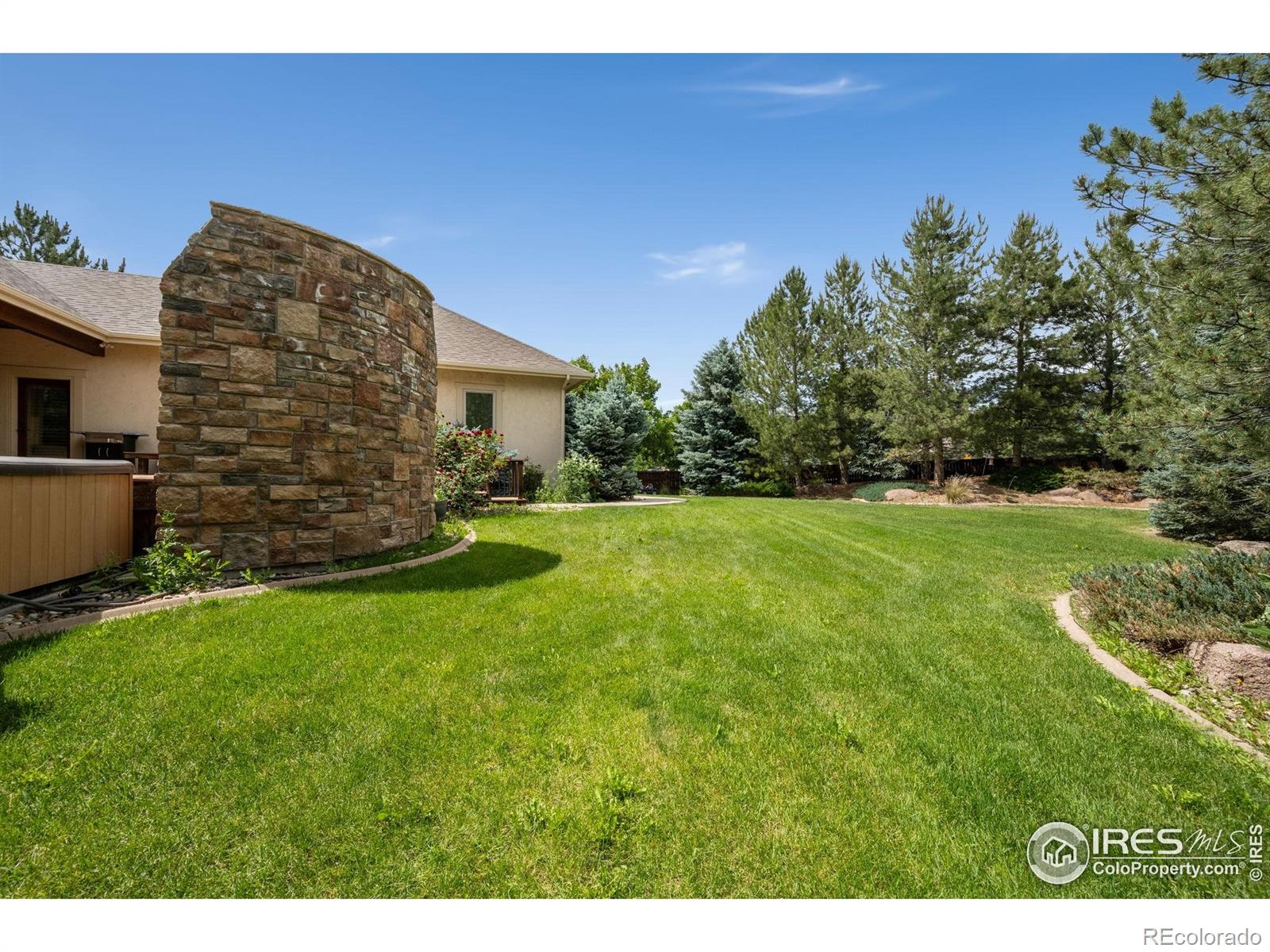 2402 Treestead Rd, Fort Collins, CO 80528