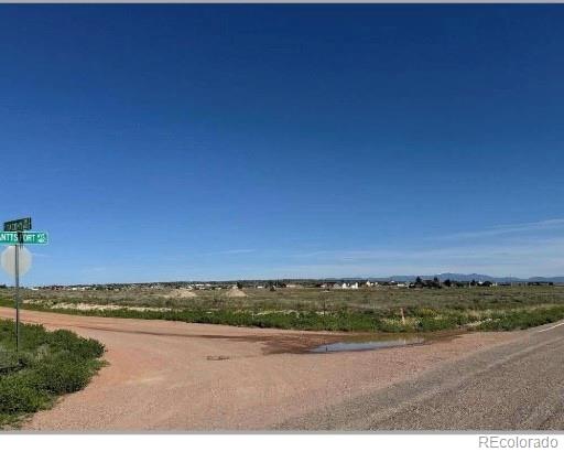 888 E Witzer Dr, Pueblo West, CO 81007