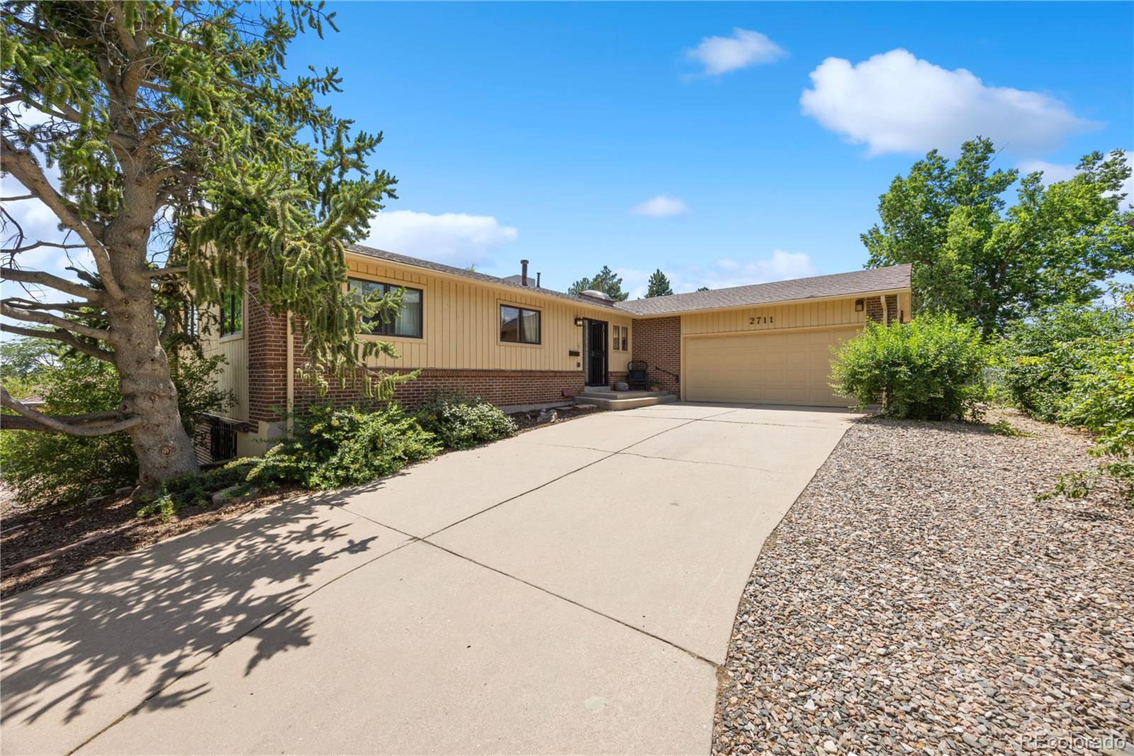 2711 S Fenton St, Denver, CO 80227