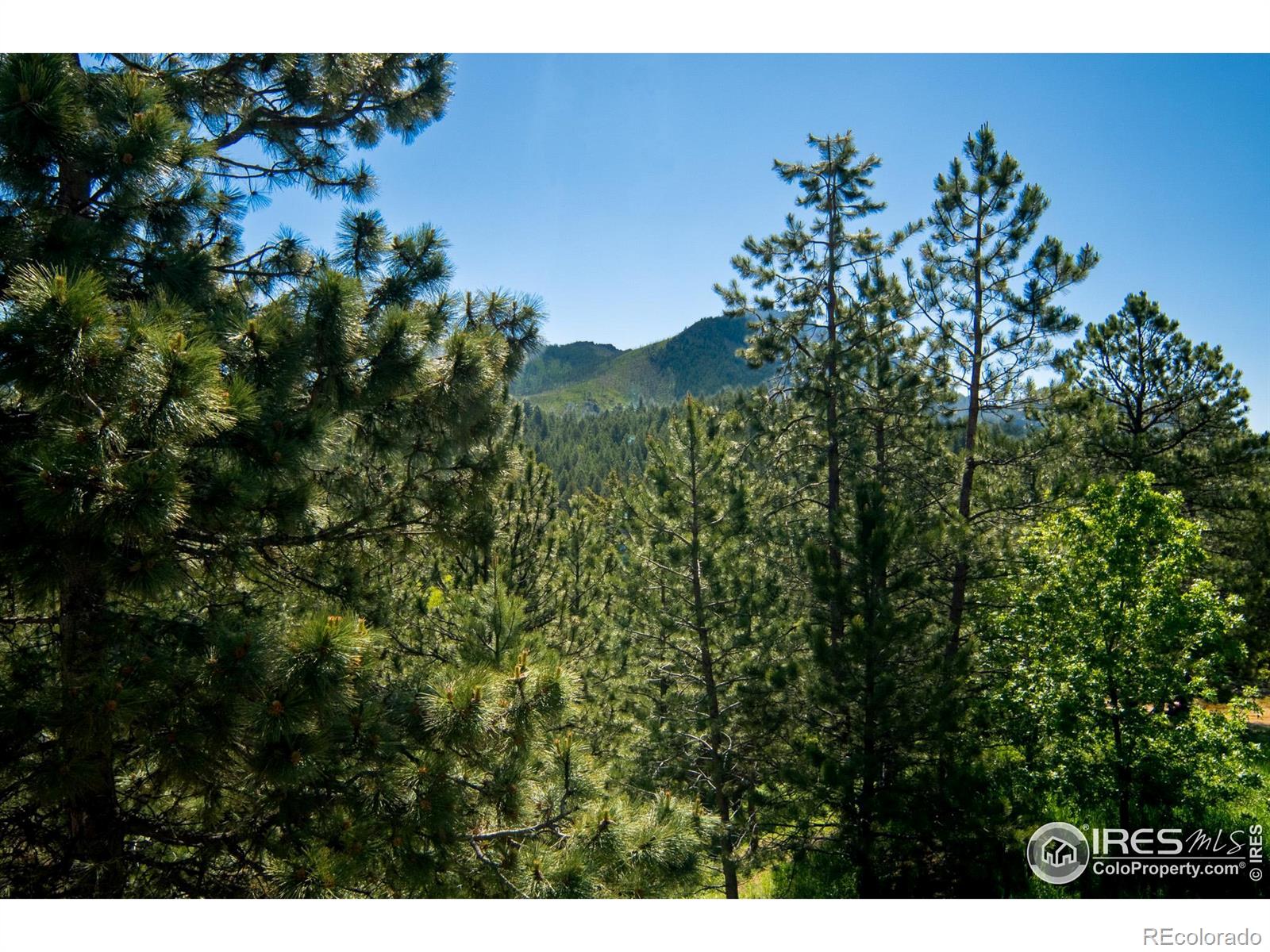 237 Puma Dr, Boulder, CO 80302